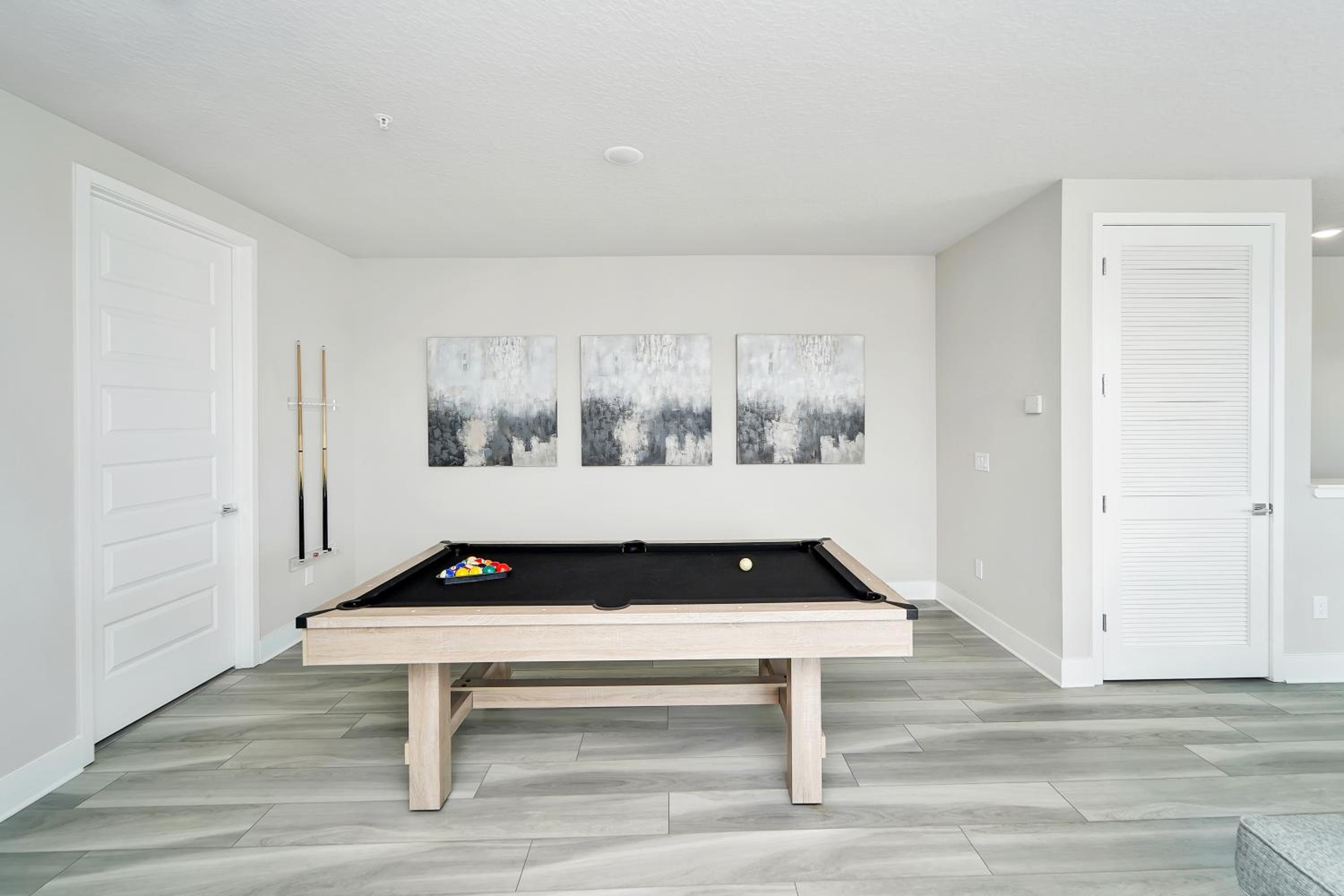 Stylish Condo near Disney w/ Hotel Amenities - 7740-1-200 view 4