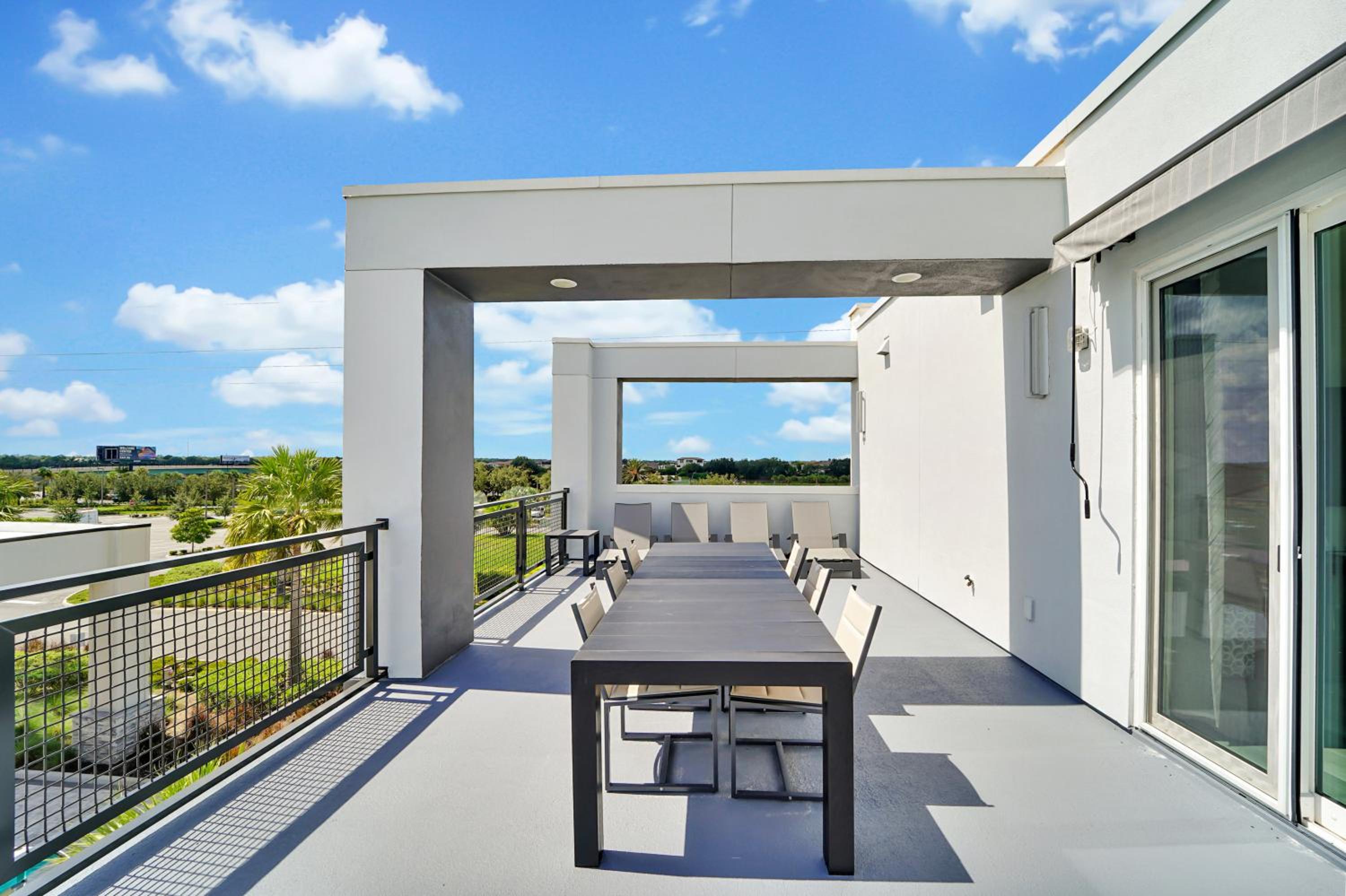 Stylish Condo near Disney w/ Hotel Amenities - 7740-1-200 view 5