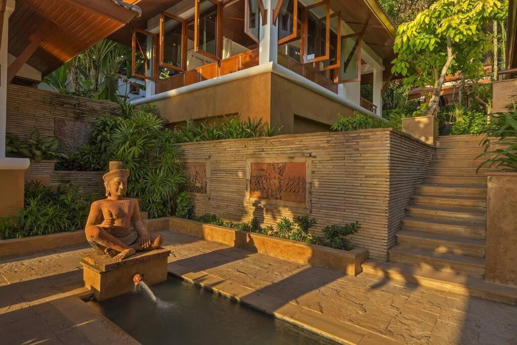 Villa Sunyata - Phuket Oceanfront 8-Bedroom Luxury Villa - 5-Minute Walk to Kata Beach view 5