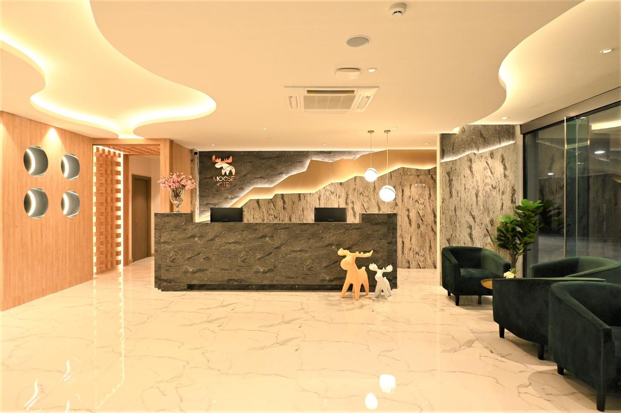 Moose Hotel Nimman 9