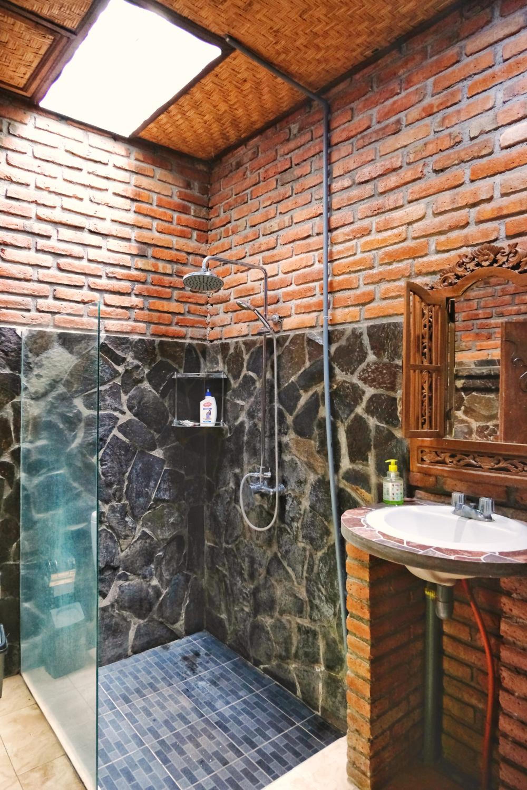 Bunut Tree Hostel view 3