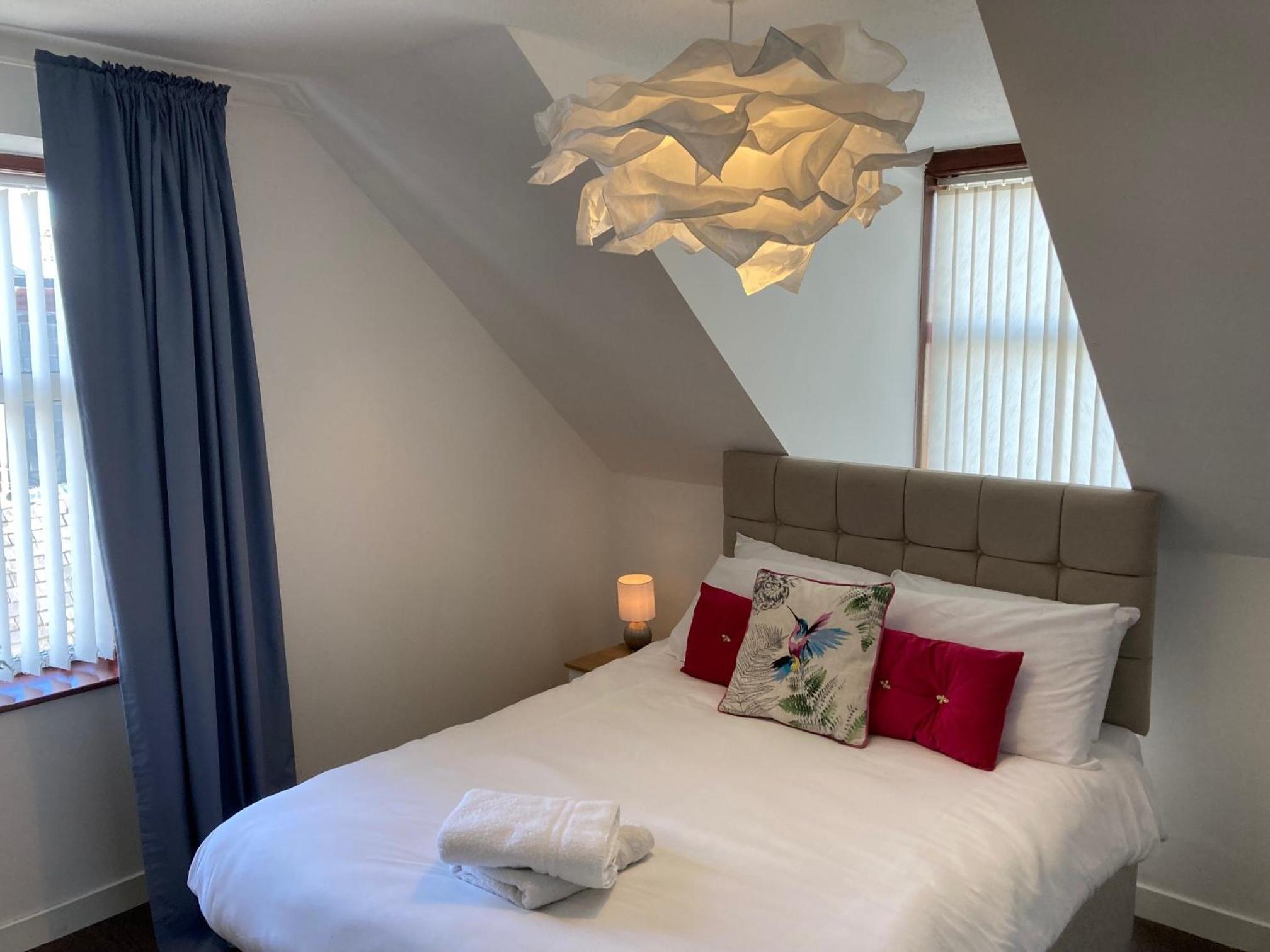 2 Bedroom apartment, with free parking