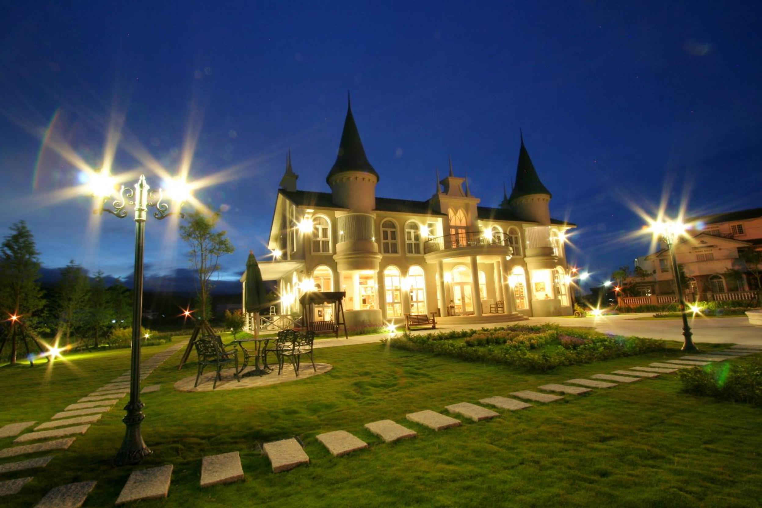 Sigma Castle