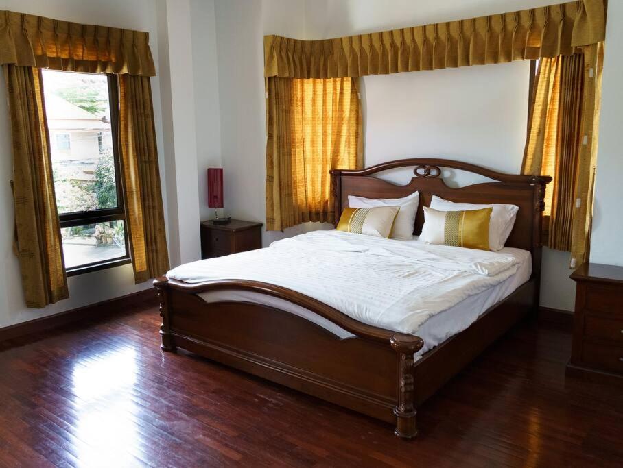 4BD Private pool villa in Patong heart quiet&nice view 2