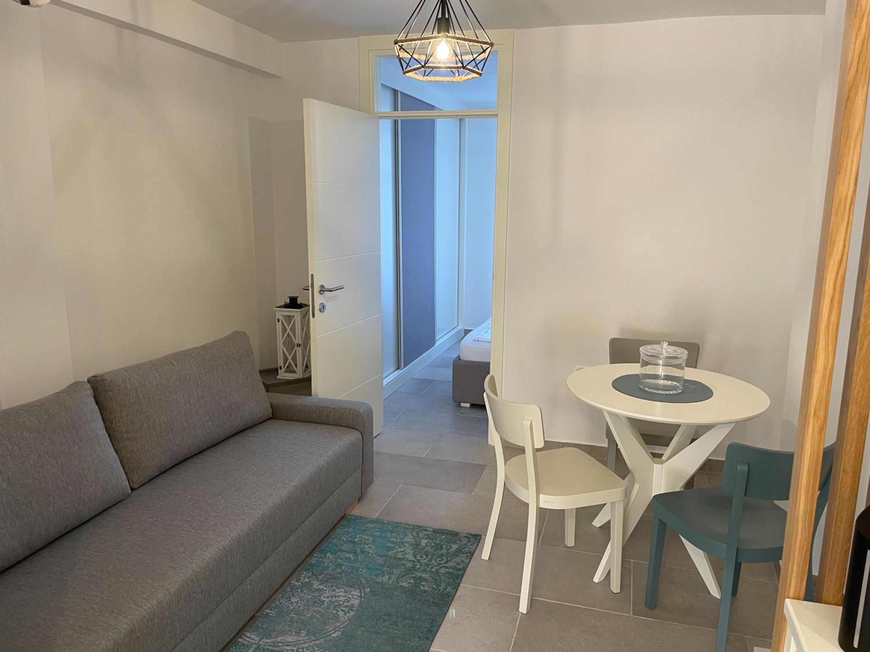Barbi Blue Apartments