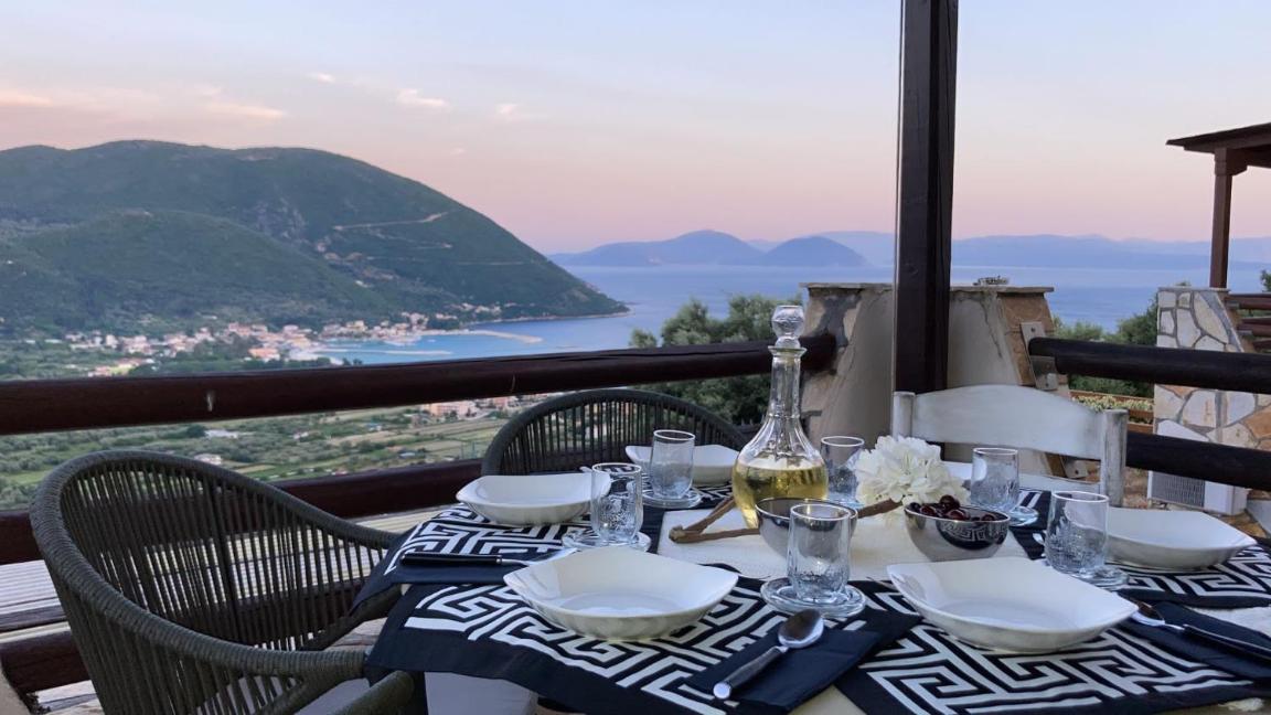 Villa Luna view 4
