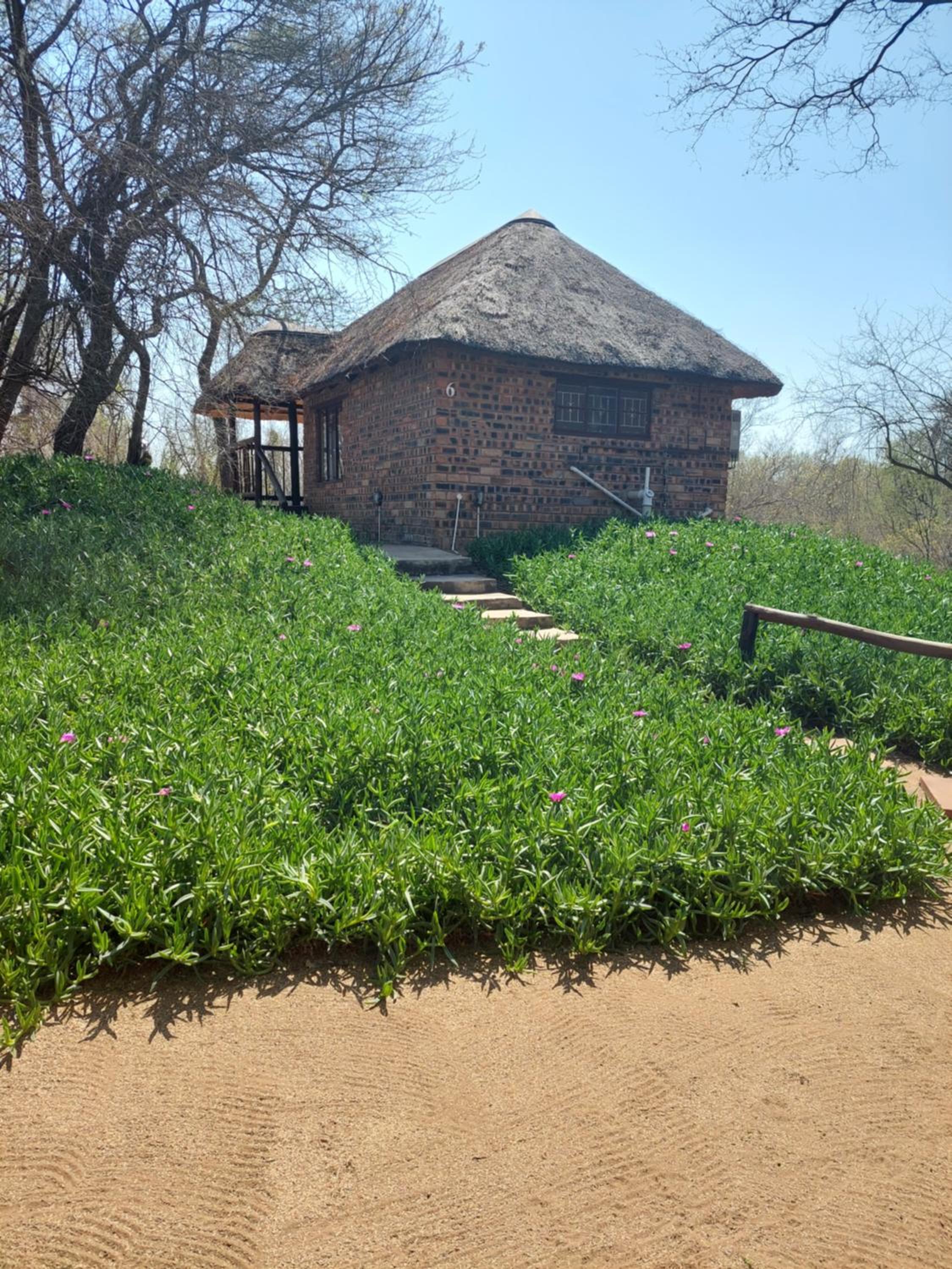 Karibu River Retreat