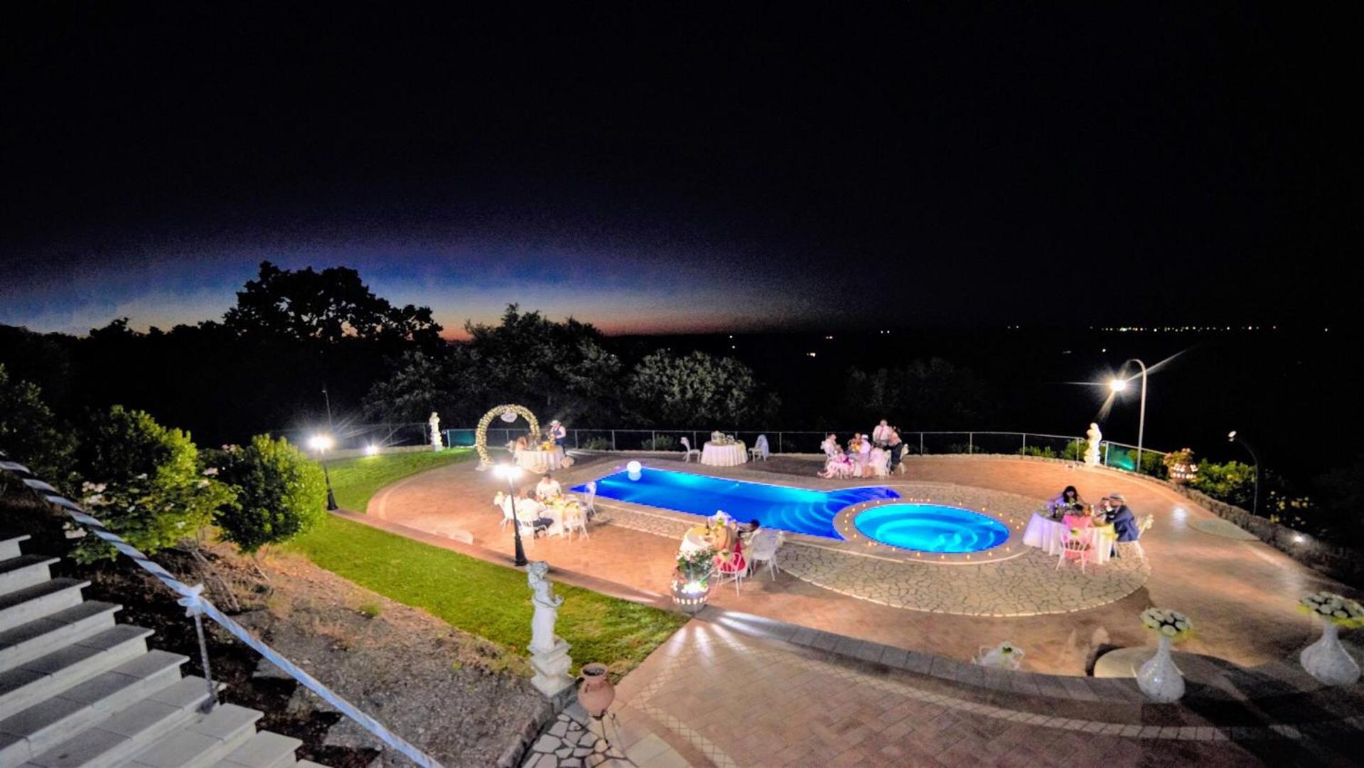 Amazing lake view - Villa with pool and jacuzzi view 4