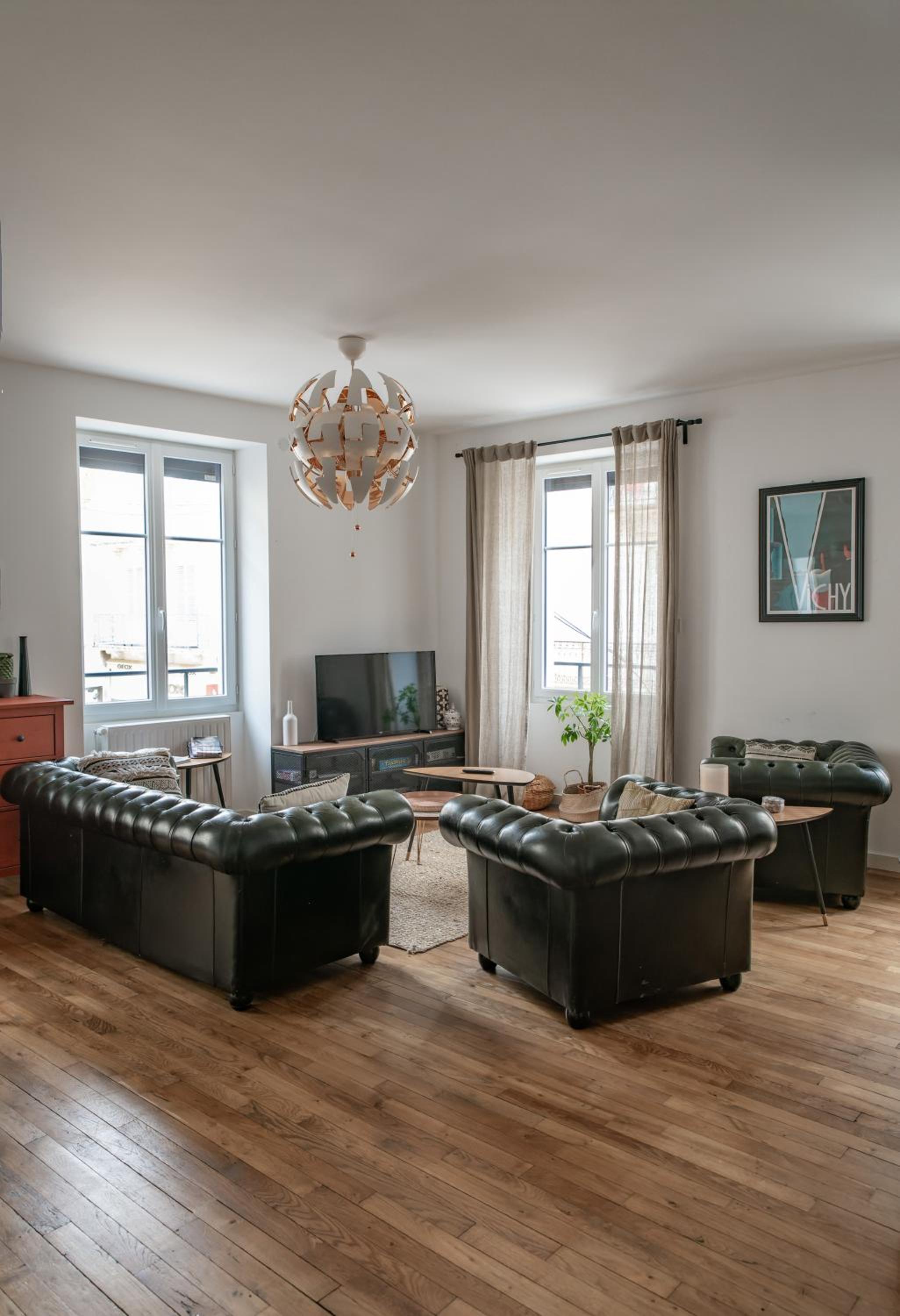 Grande Maison Vichy - Maison ou Appartements en Centre ville view 3