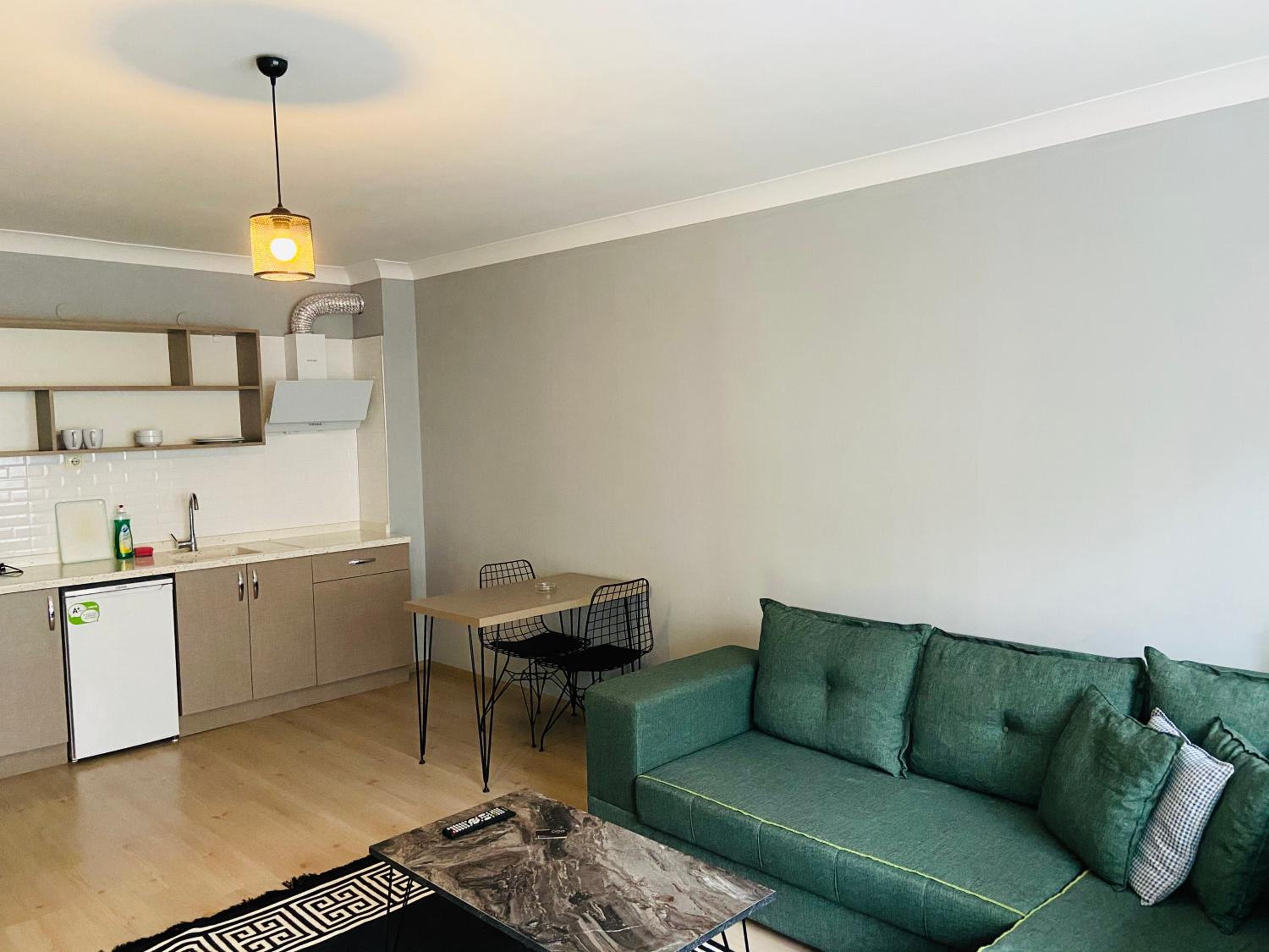 06ev Rental House