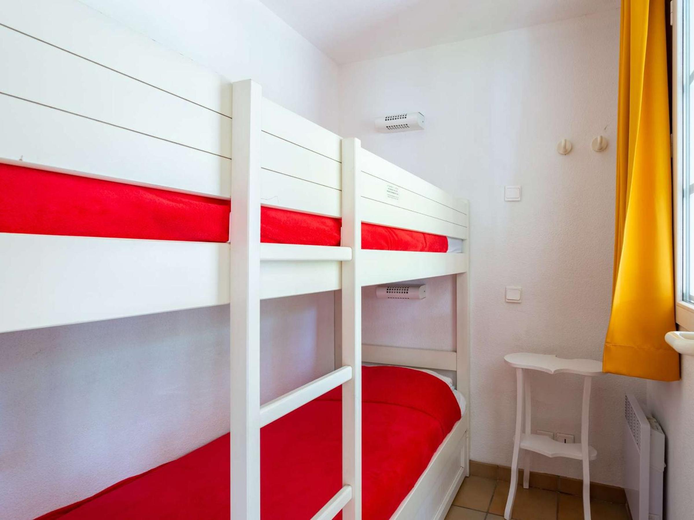 Appartement Hendaye, 1 pièce, 4 personnes - FR-1-2-303