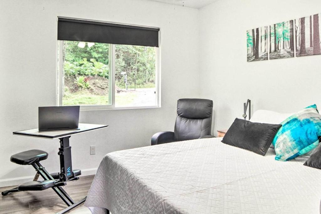NEW! Luxury Hawaii Getaway: Close to Beach & Ocean
