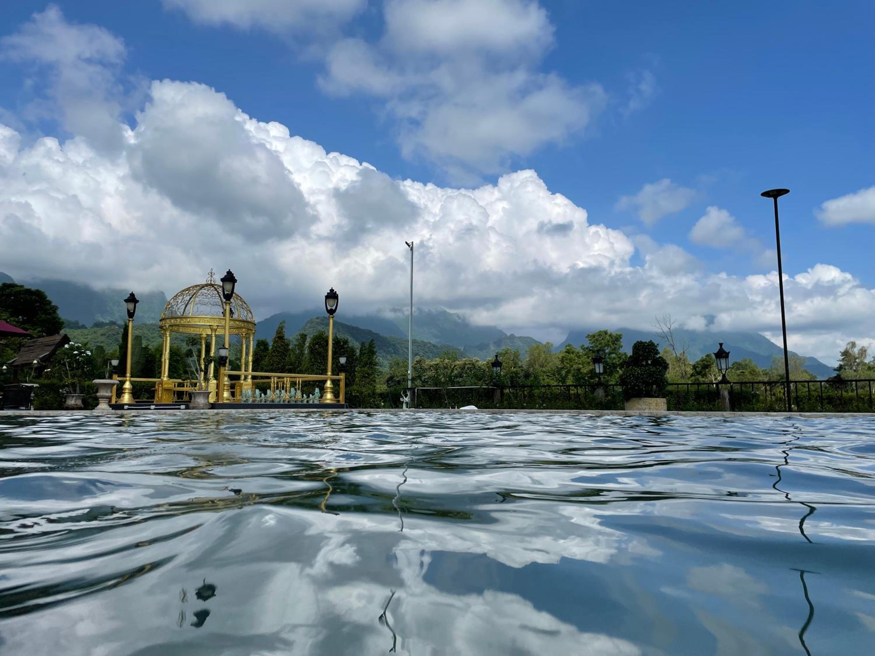 swimming pool