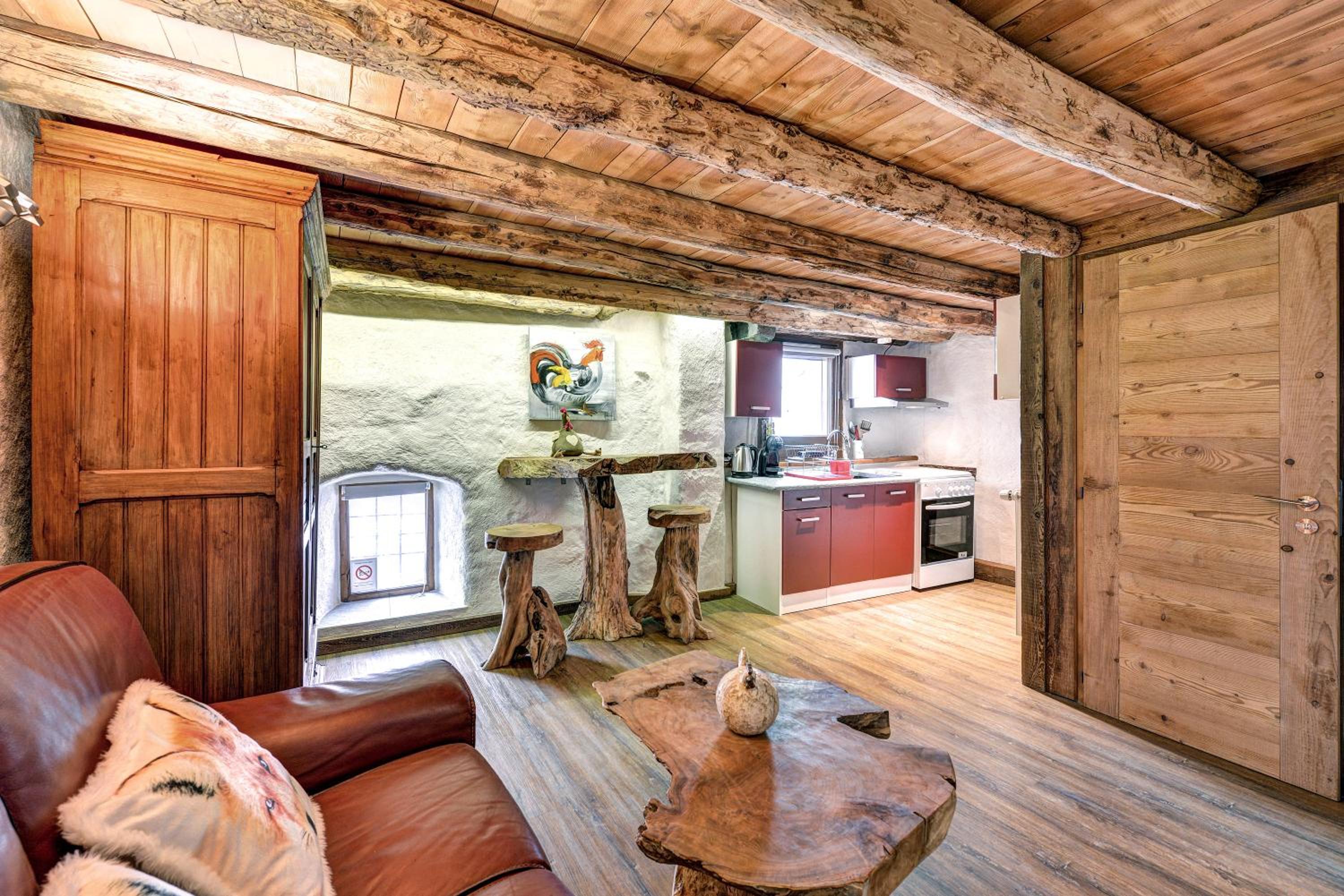 LA FERME de BELLINE Chalets ou Gîtes & SPA view 2