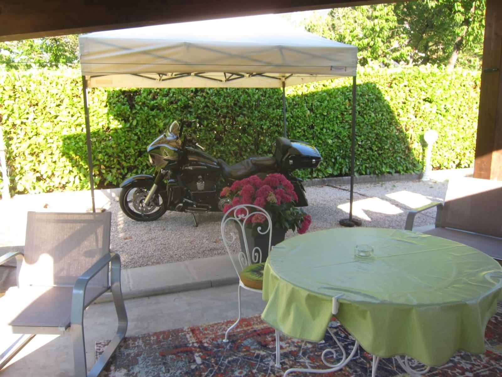 Photo 21