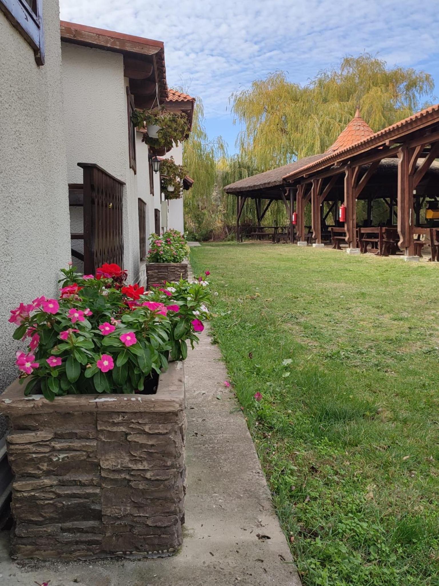 Casa Pescareasca - Complex Plaja Golf