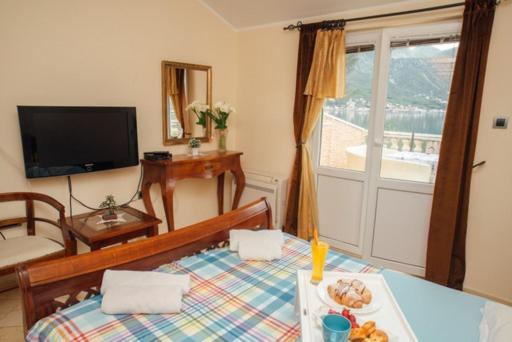 Penthouse Jovan on the seaside with free Wi-Fi photo 2