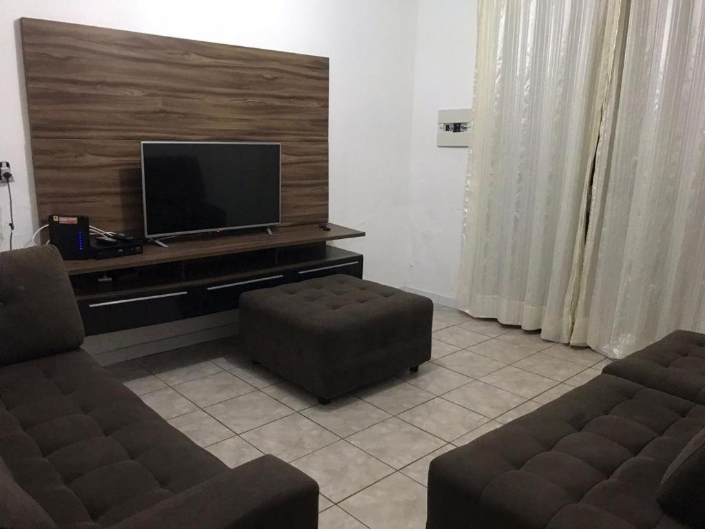 CASA DE TEMPORADA
