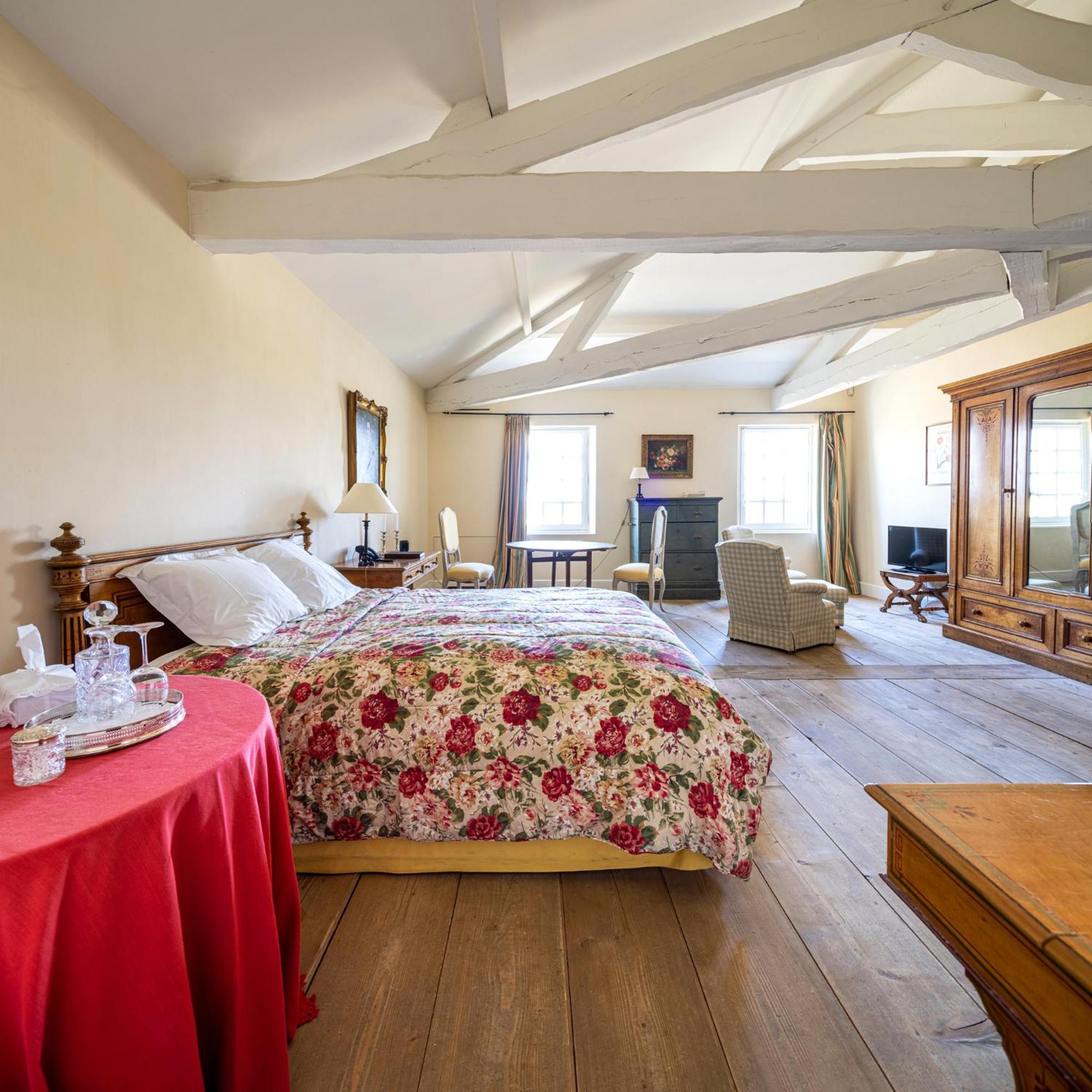 Château du Tertre view 3