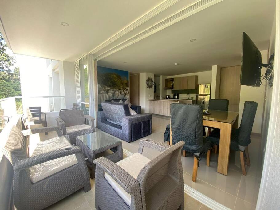 Hotel Lugar encantador en Santa Fe de Antioquia - Image 1