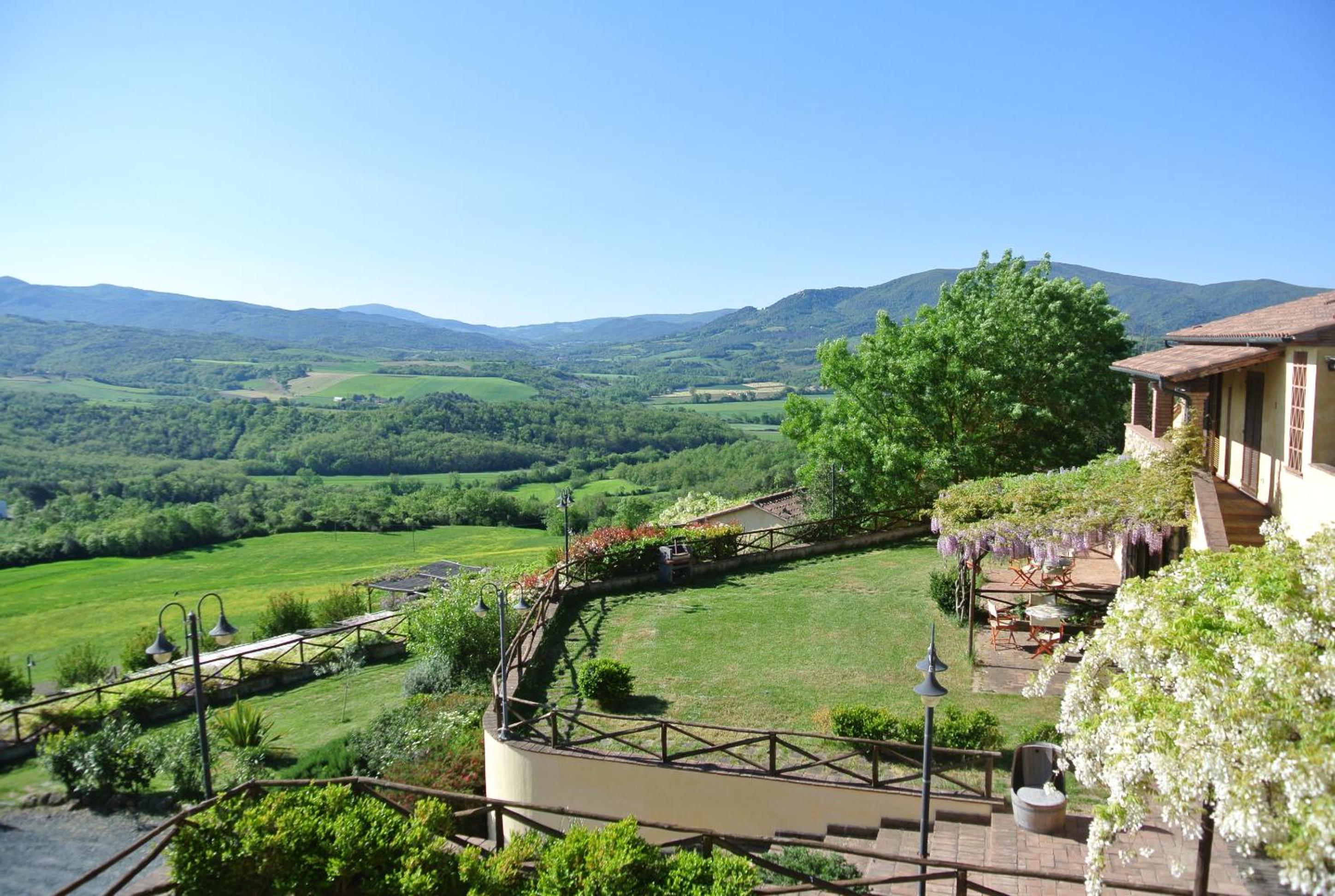 Borgo di Monte Murlo