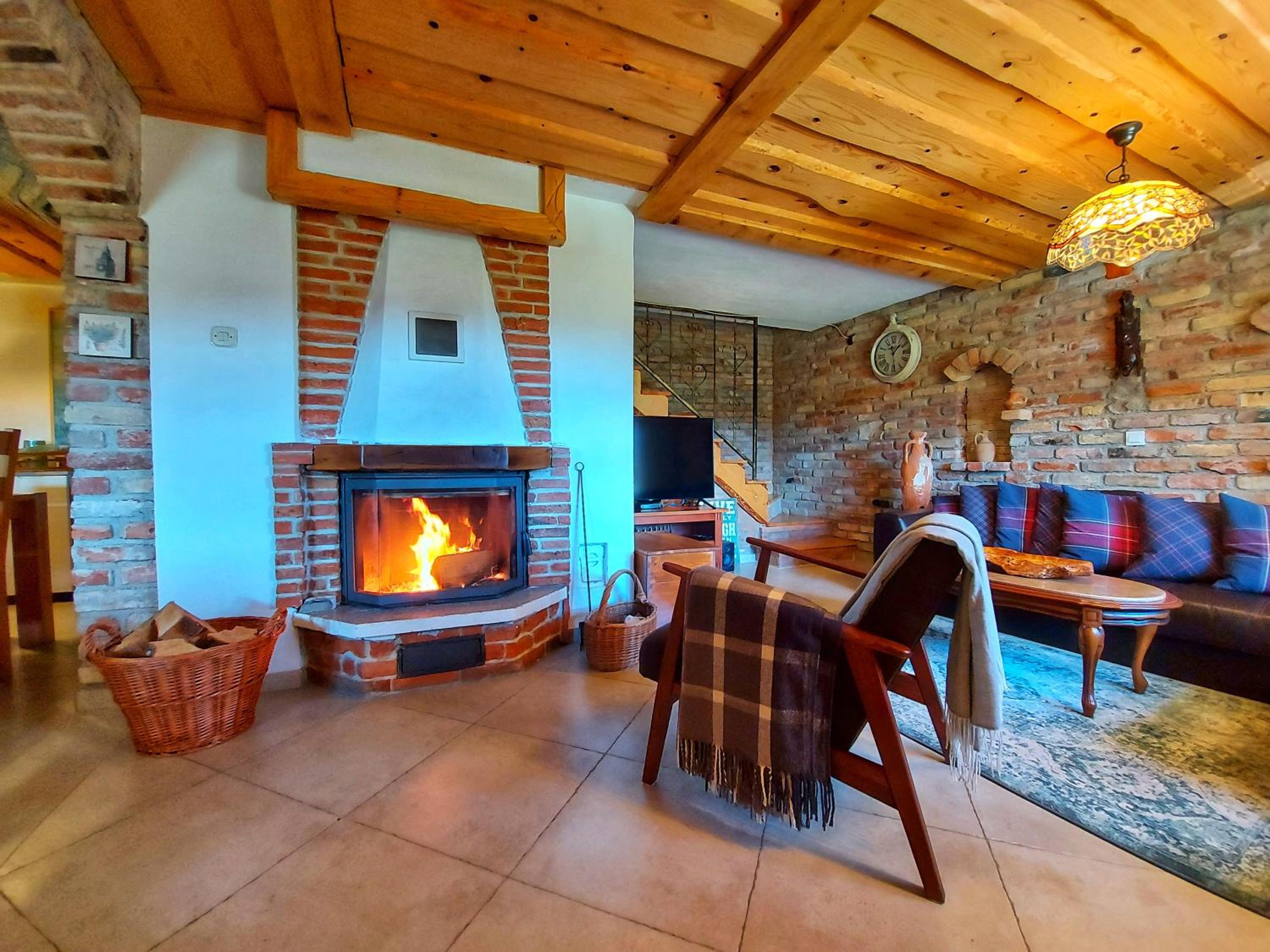 Peter's Pine Cottage