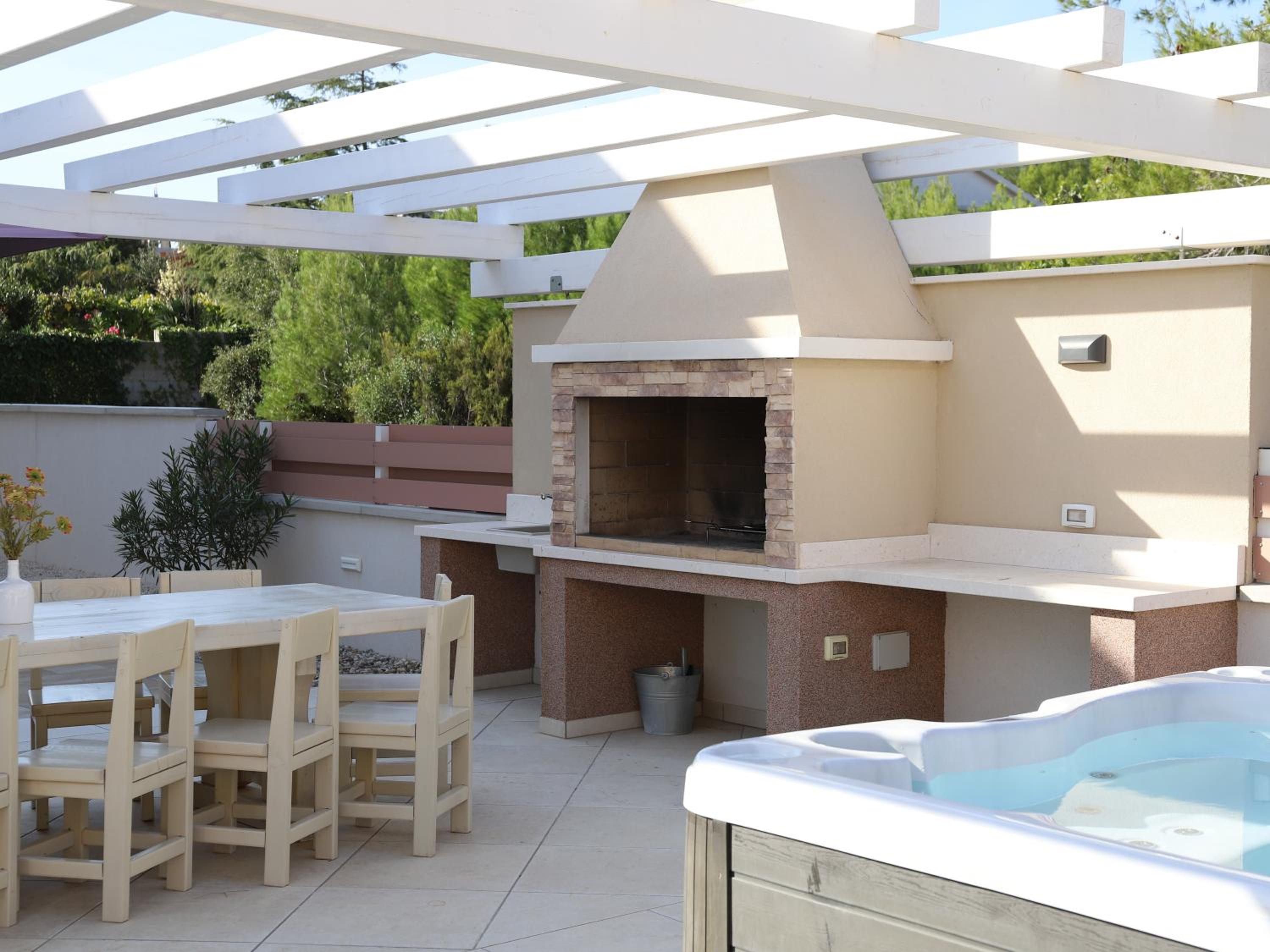Villa OLIVIA - new and modern house with pool, souna, jacuzzi & playground, Ližnjan - Istra view 5
