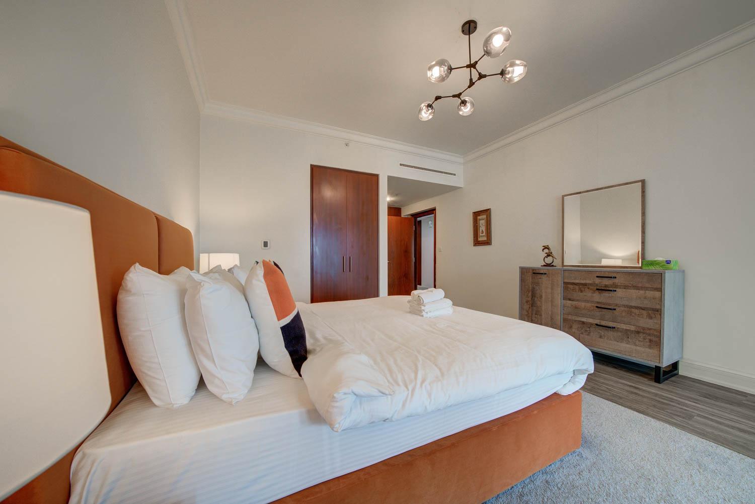Stunning 2BR l Marina View