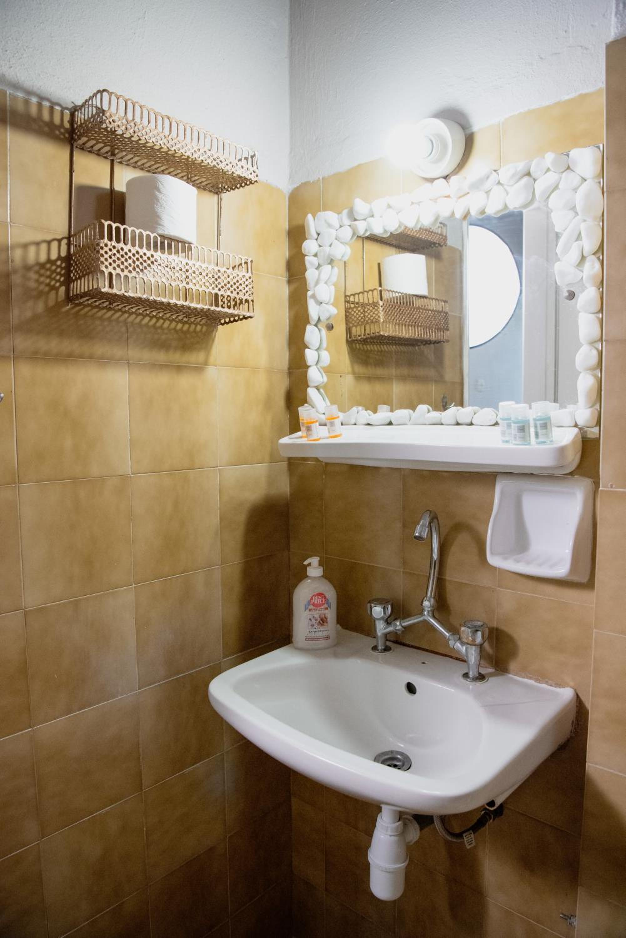 Arriba Apartments