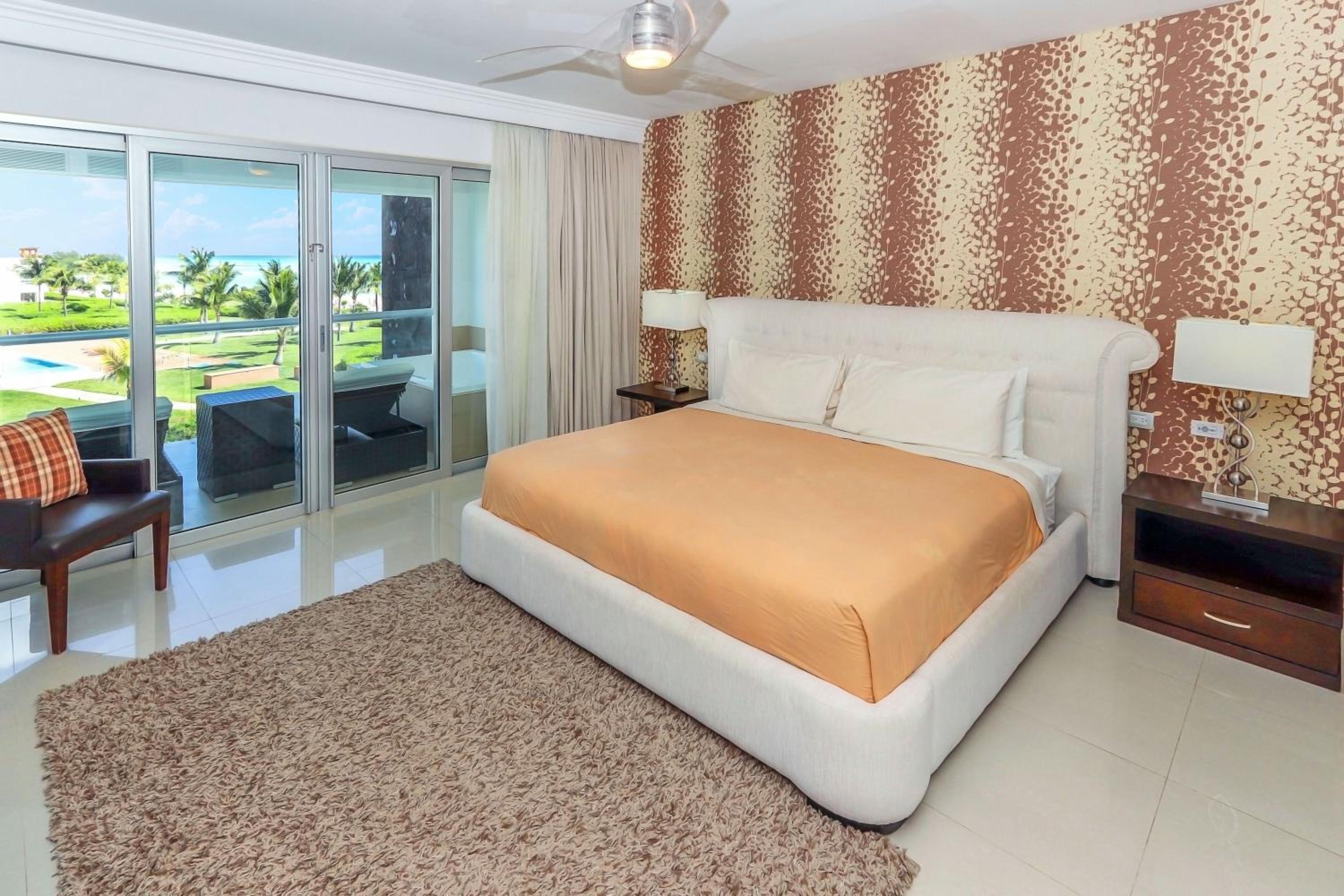 Condo Christian - 4 Bedroom Ocean View Spectacular Condo - At Mareazul