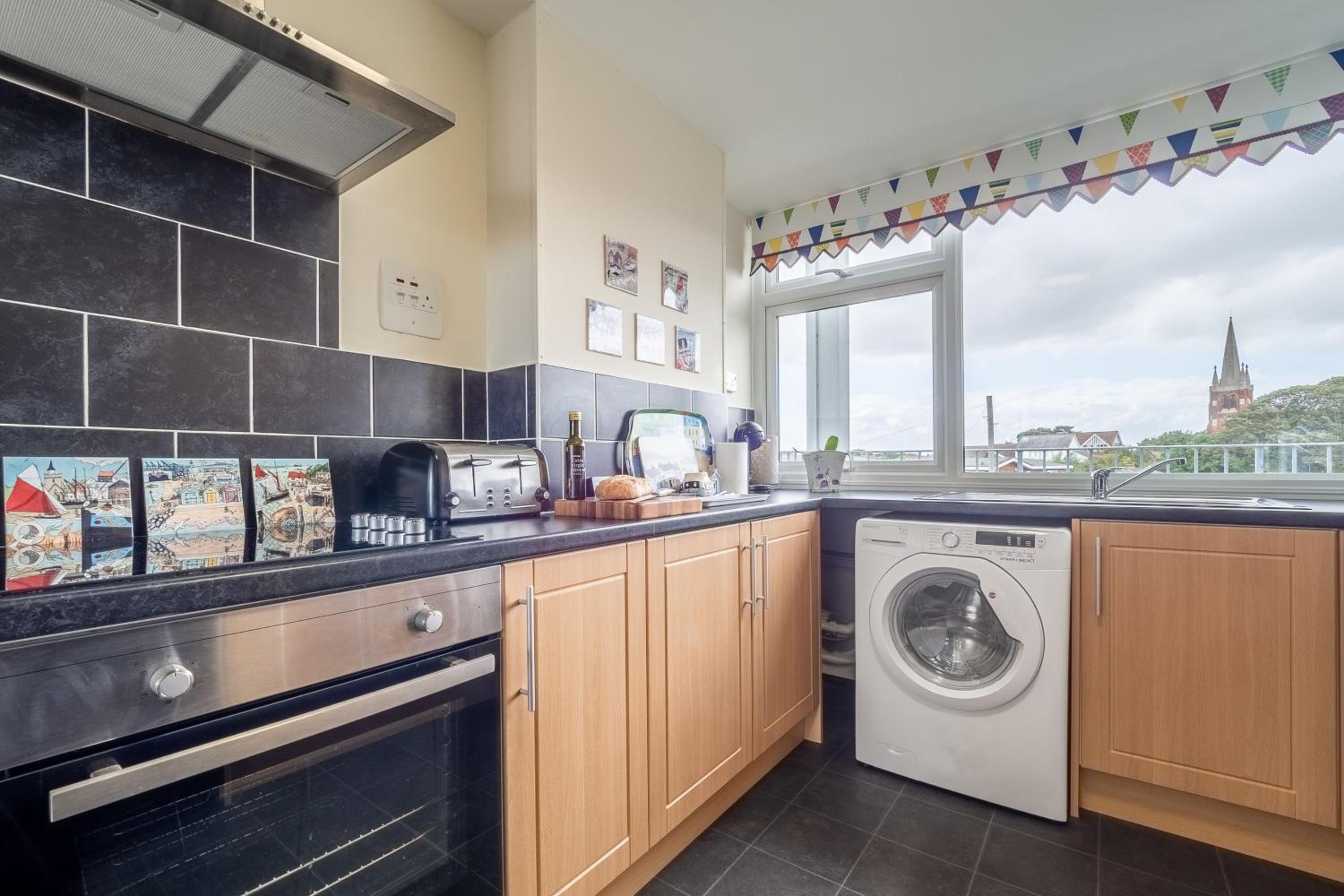 18 Undercliffe view 2