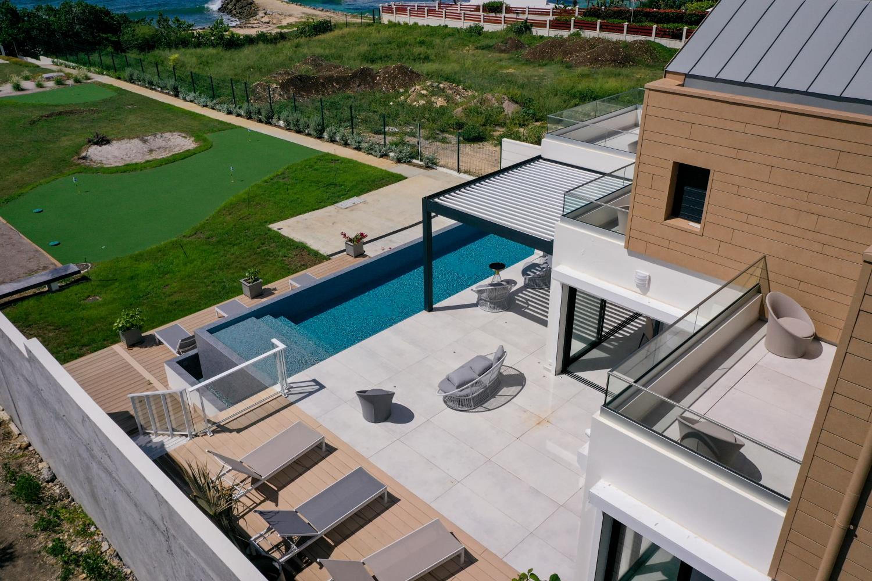 Luxury Villa Beach and Putt avec accès plage