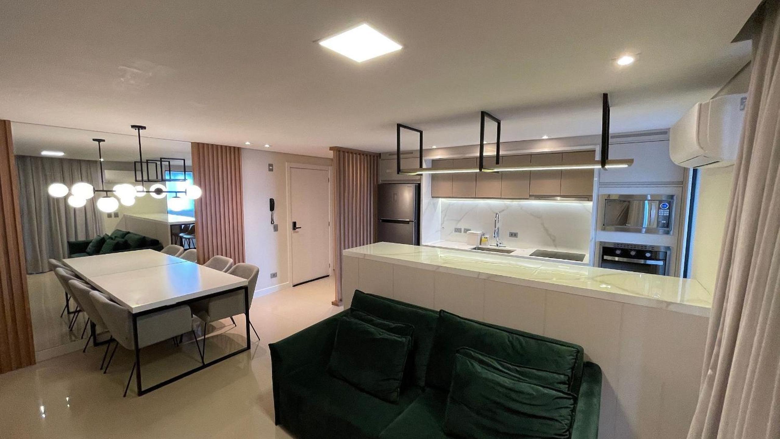 Lindíssimo apt no último andar no CENTRO de FOZ com vista INCRÍVEL