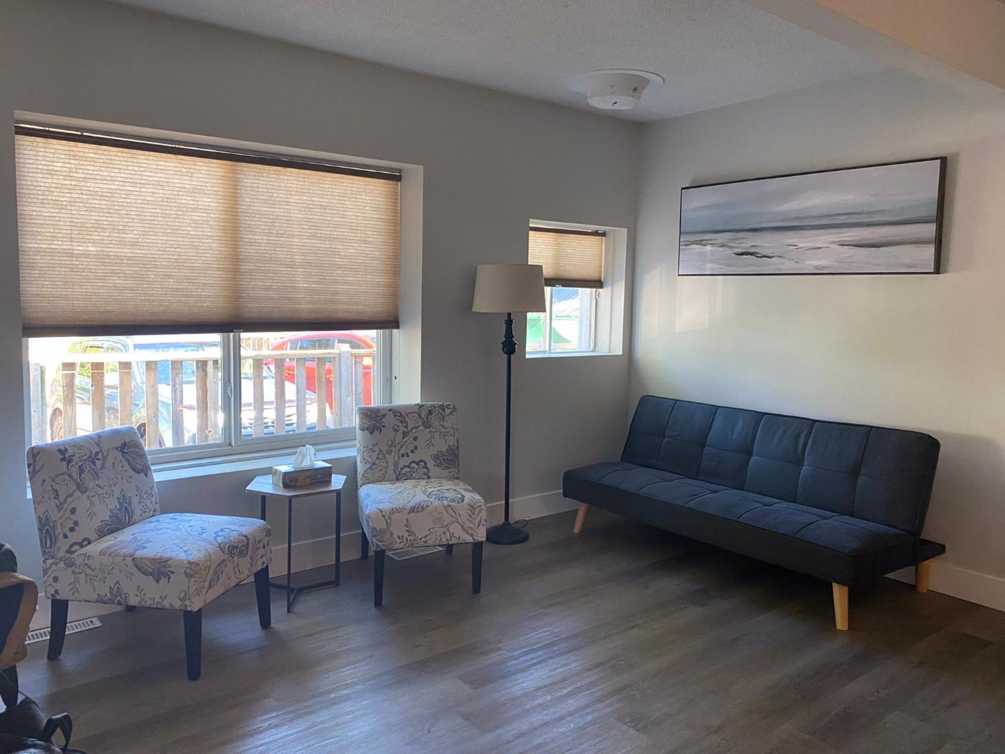 Sleeps 8! Just a 2 minute walk to Beach 1