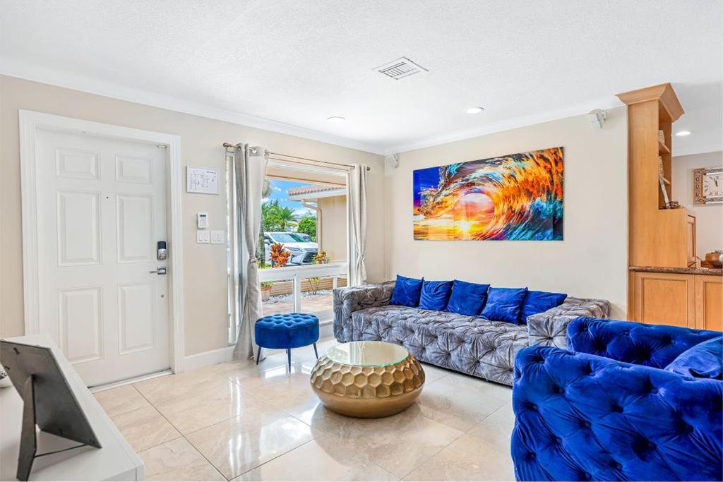 3BDR Villa-HeatedPool-6minFt.Lauderdale Beach-8PPL view 5