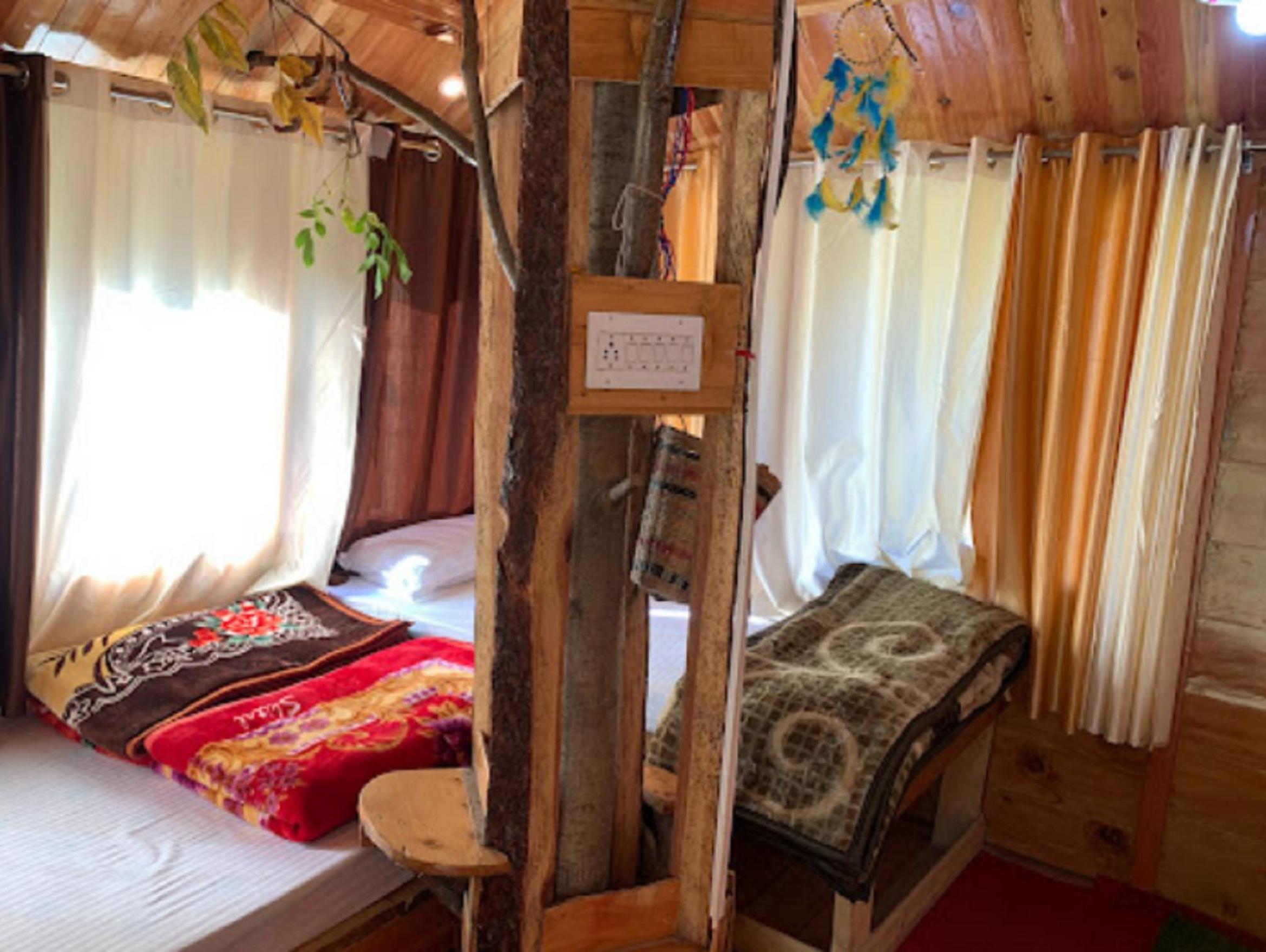 RRR COTTAGES AND TREE HOUSE BY WB RESORTS view 5