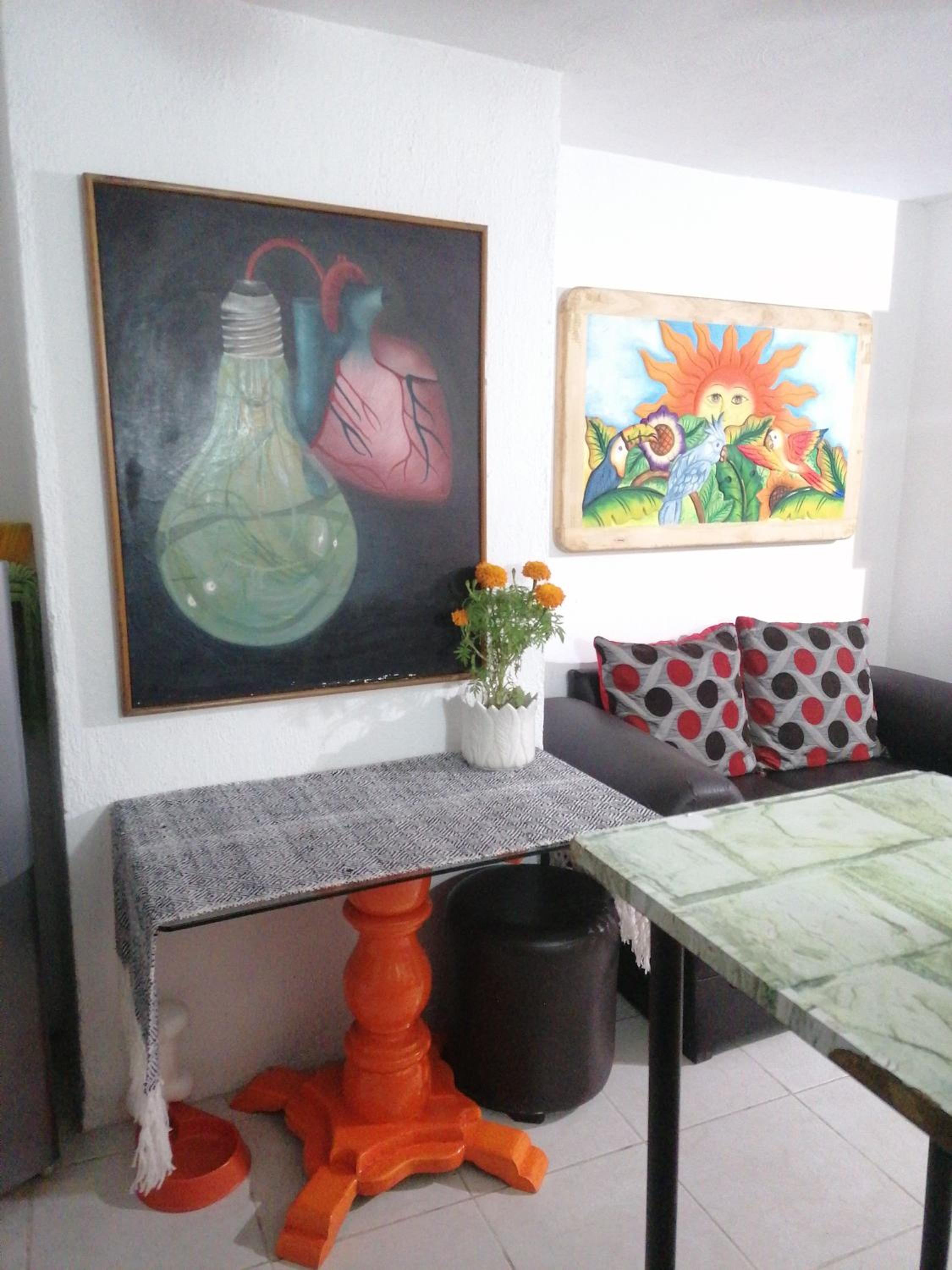 ¡Confortable y Privado! - Ubicado en Av. principal
