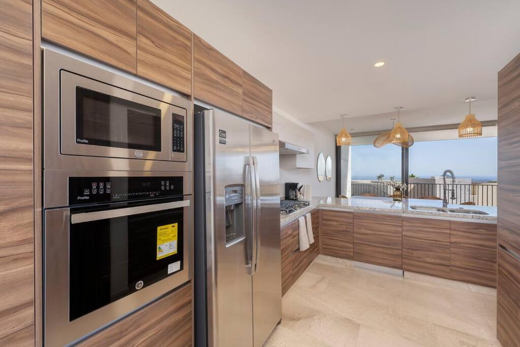 Private pool & spa with stunning ocean views Solaria E 101