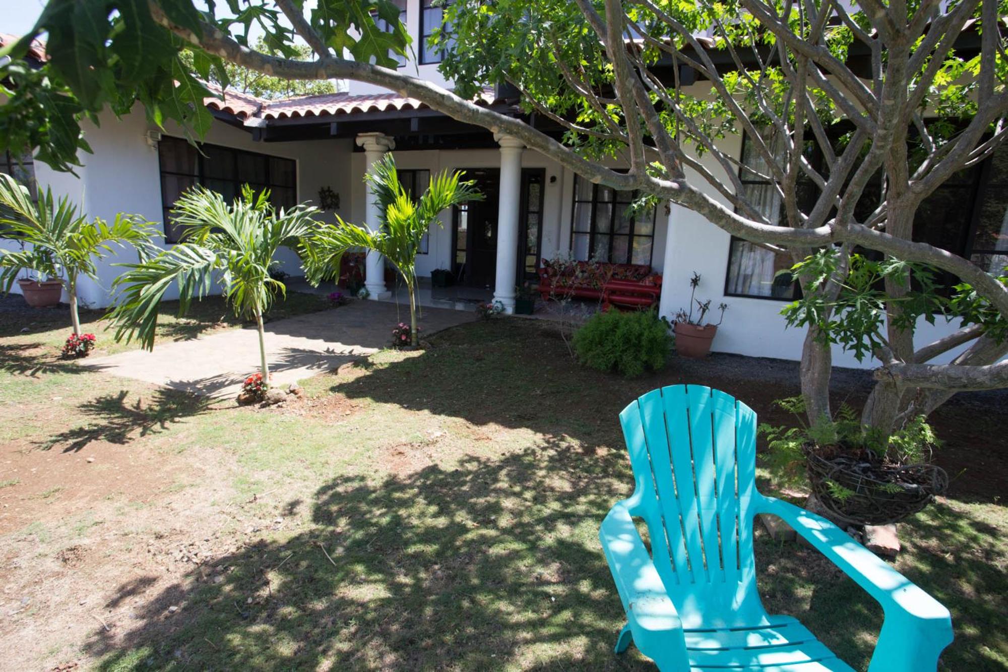 Two Acre Private Costa Rican Villa Volcano Views Gym Hot Tub view 3