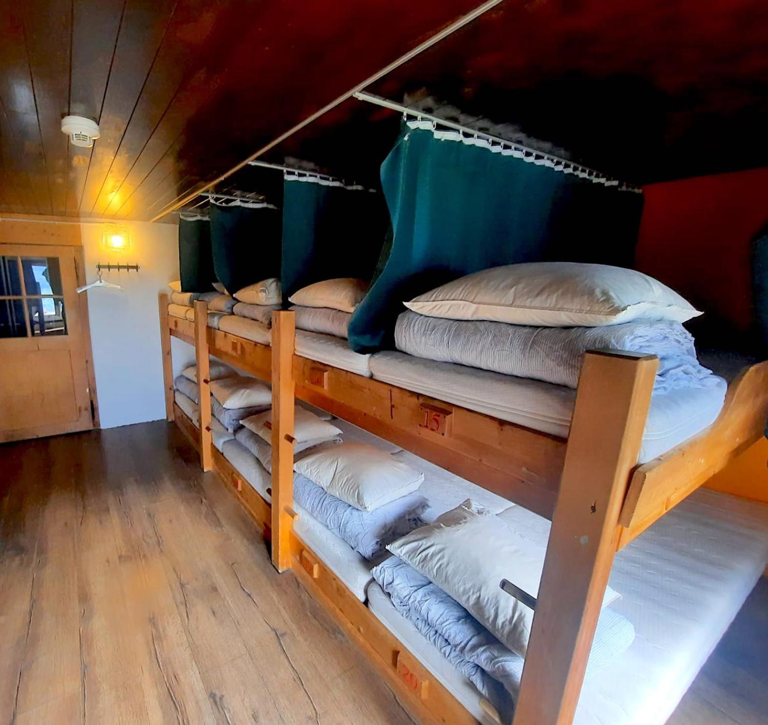 Mountain Hostel Gimmelwald 24