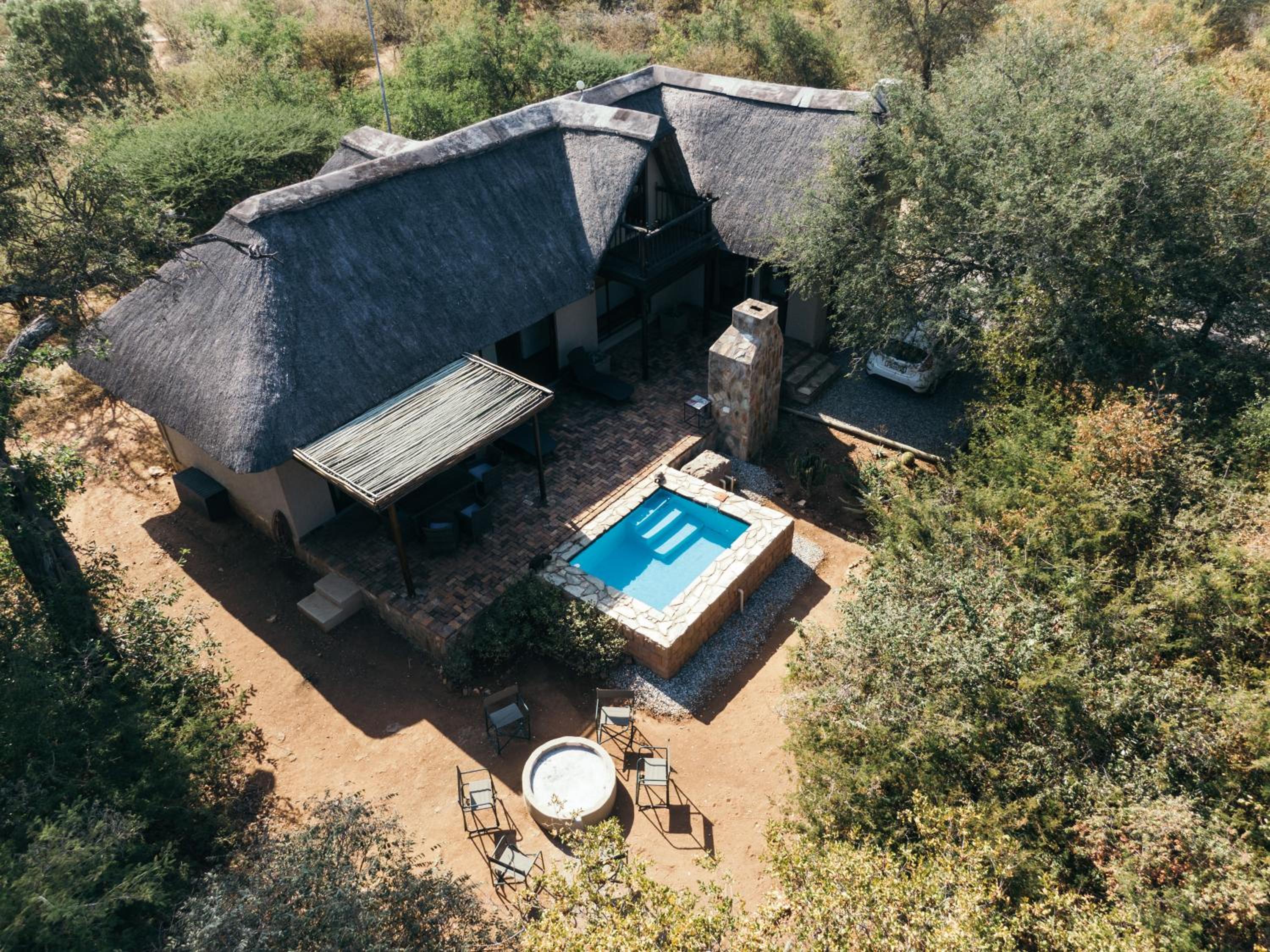 Giraffe Lodge