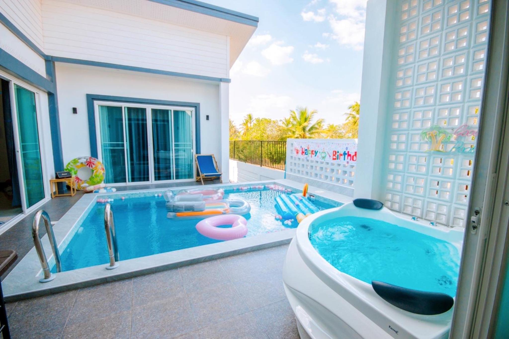 Good View Pool Villa Udonthani