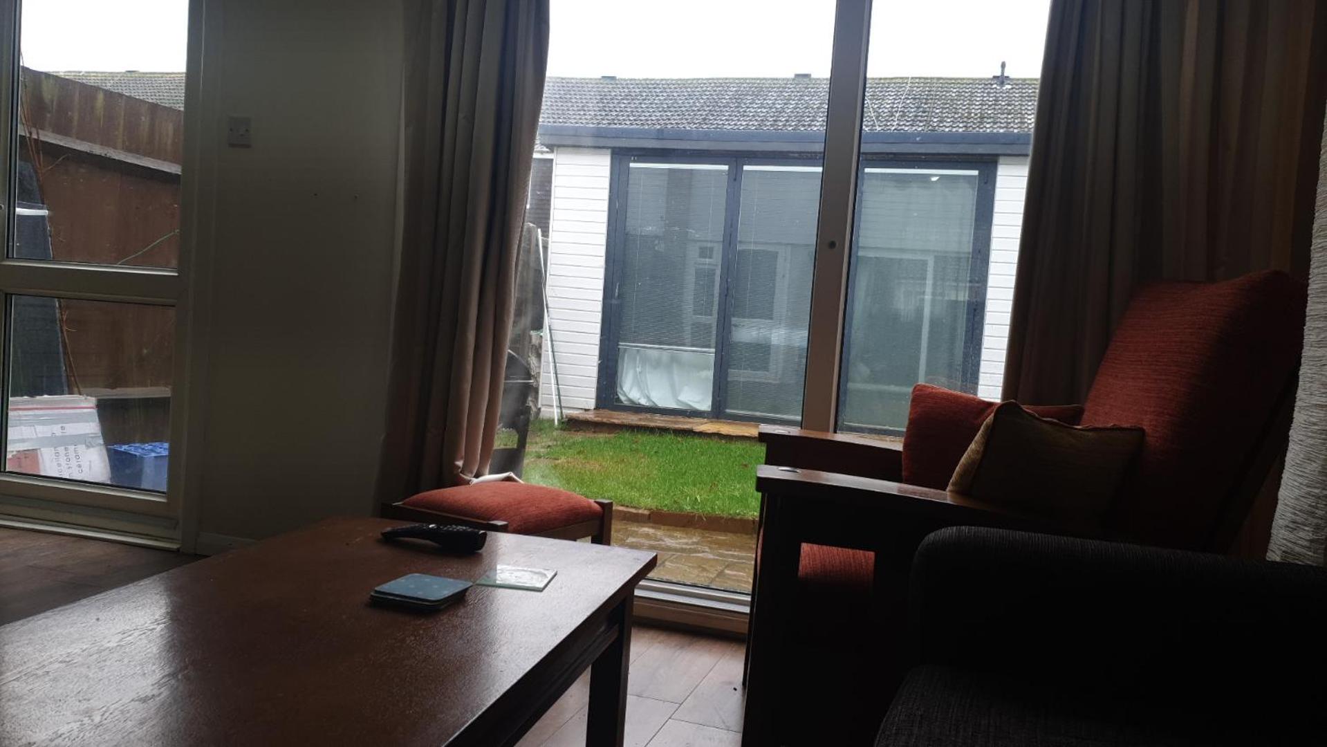 Bishops Stortford Vacations - Fully Equipped Modern 3 bedroom House - Property Image 4