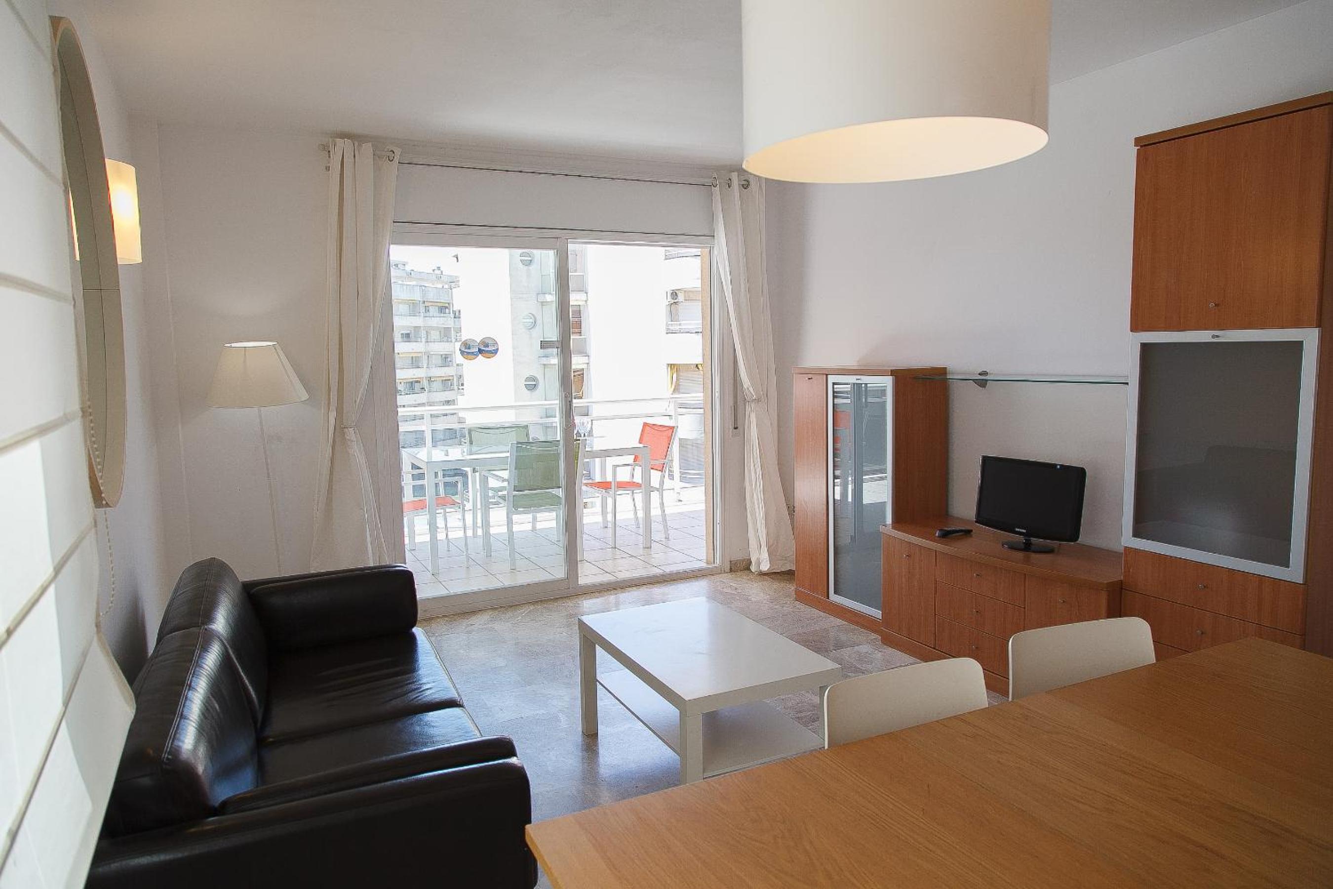 UHC Ventura Park Apartments
