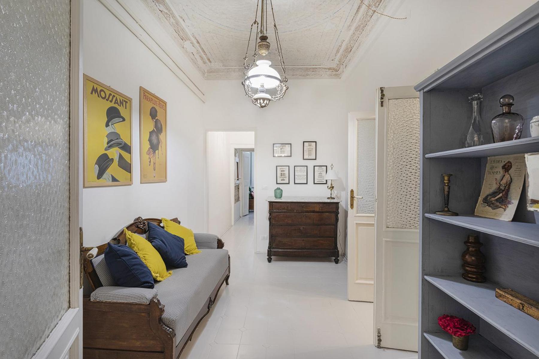 Vintage Design Apartment by Wonderful Italy