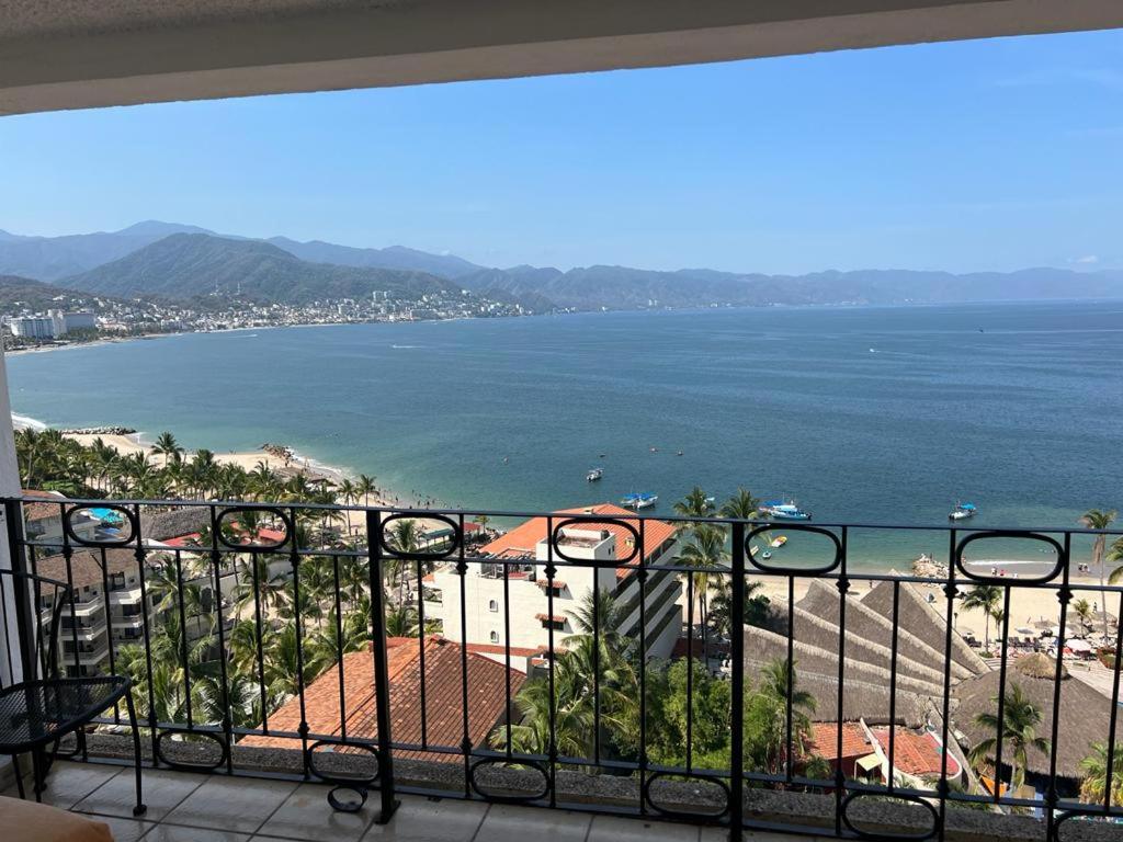 Balcony & Terrace