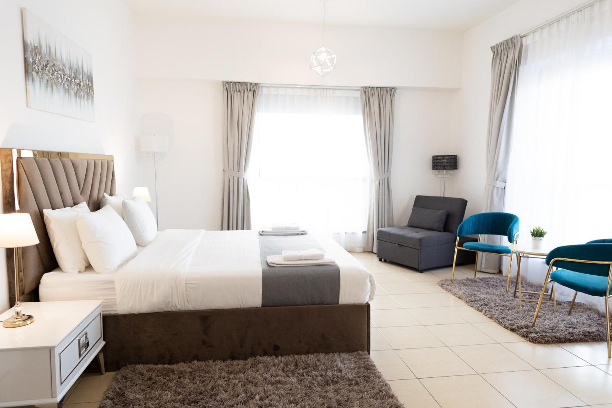 HAPPY SEASON - JBR apartments, Beach Front, Top furnished