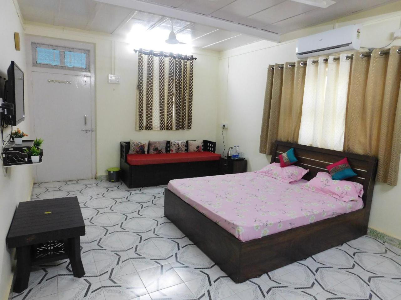 Saumya Homestay Diveagar