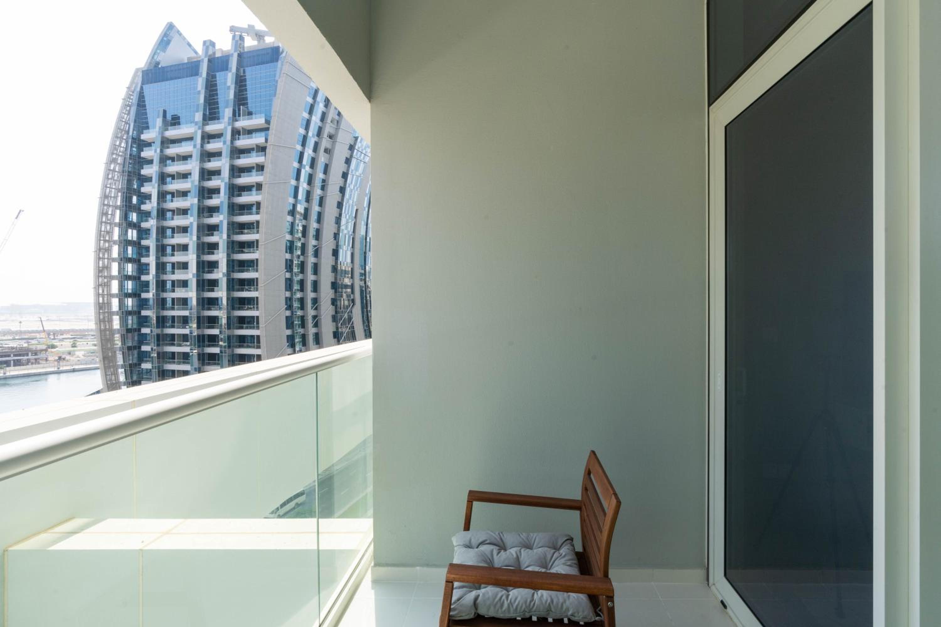 Pristine 1 BR at Reva Residences