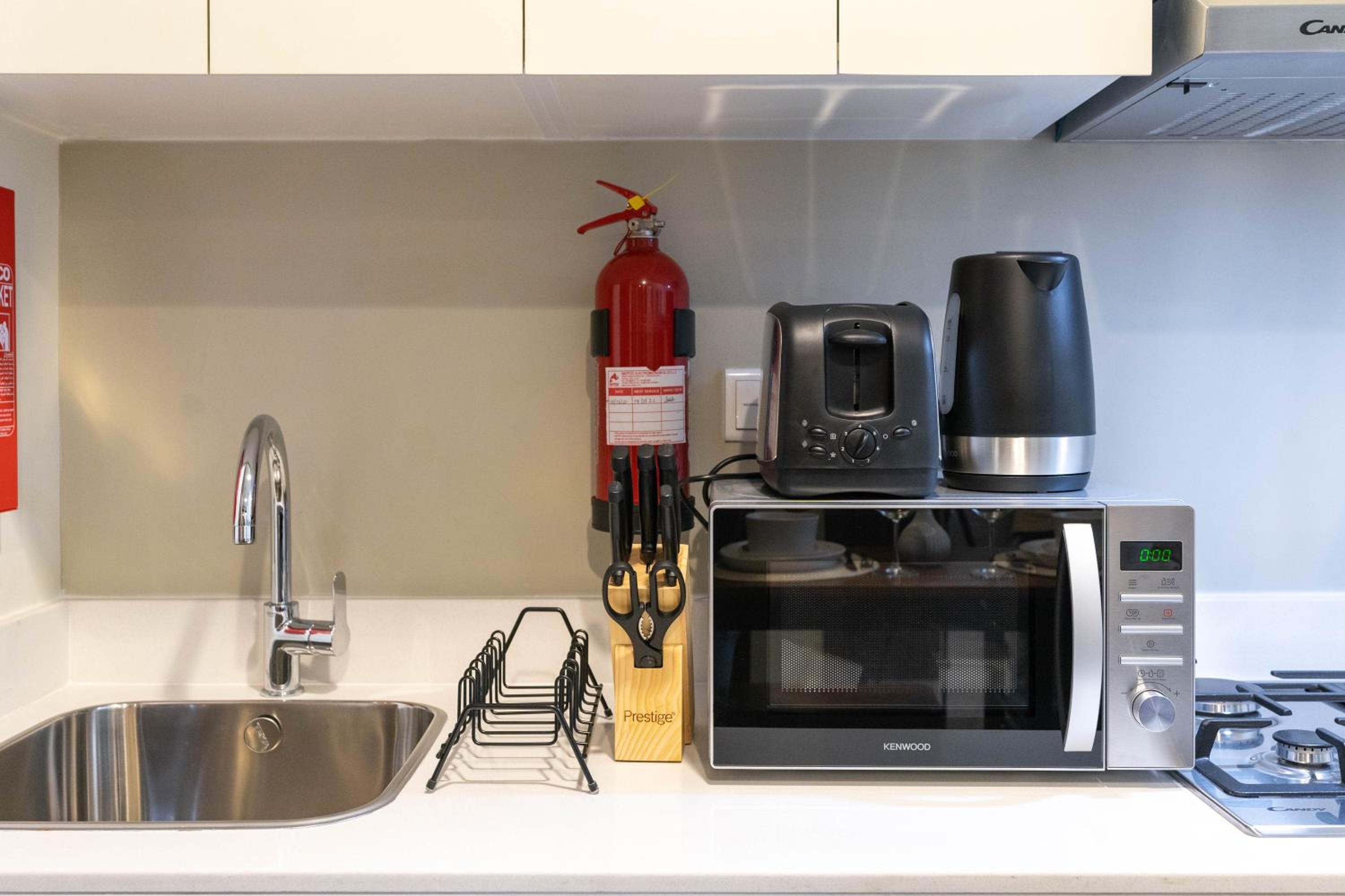 Pristine 1 BR at Reva Residences